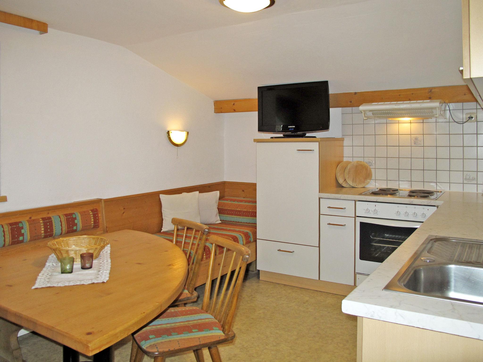 Photo 2 - 3 bedroom Apartment in Mayrhofen