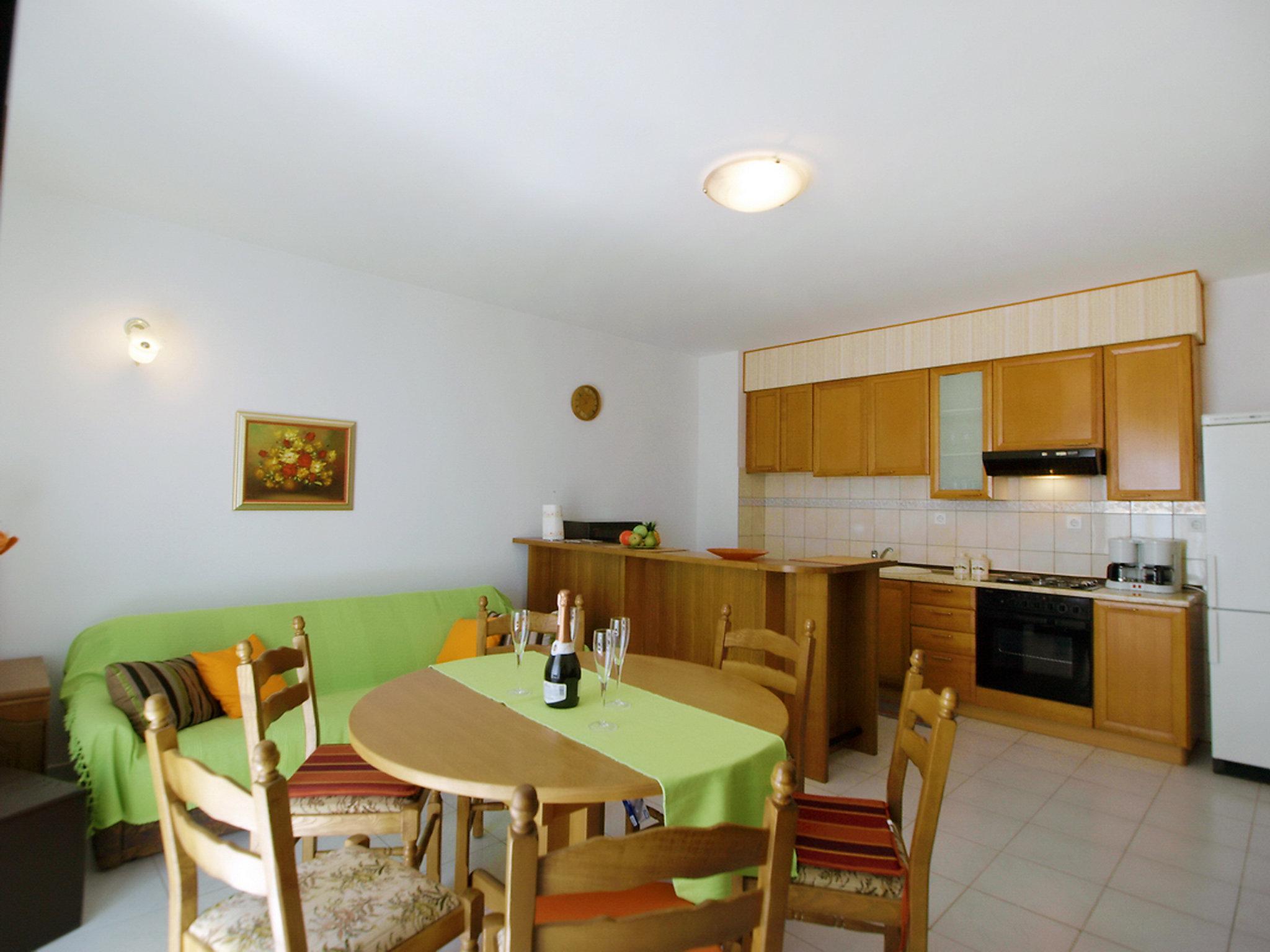 Foto 4 - Apartment mit 3 Schlafzimmern in Zadar mit terrasse und blick aufs meer