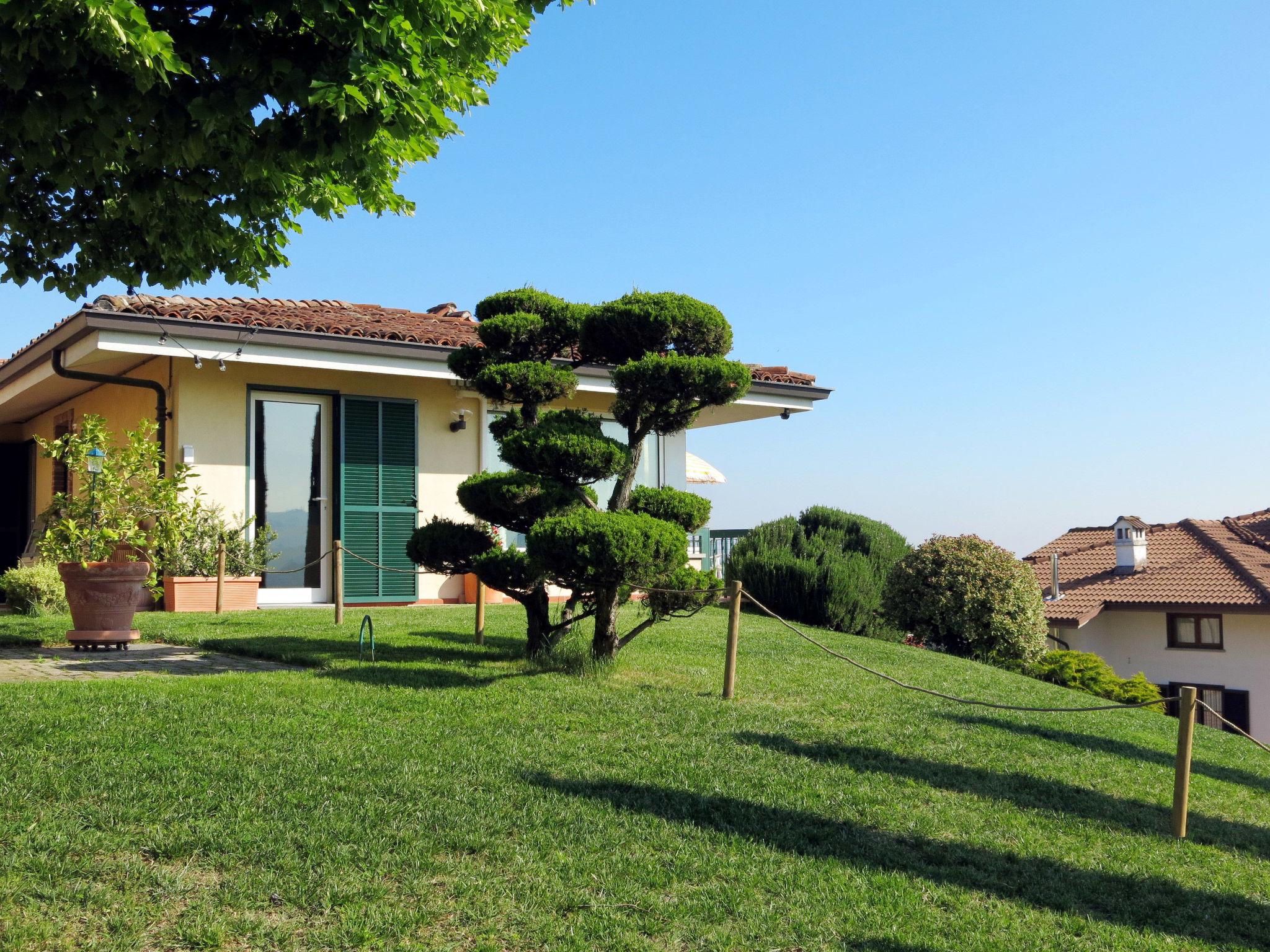Foto 1 - Casa de 2 quartos em Barolo com jardim e terraço