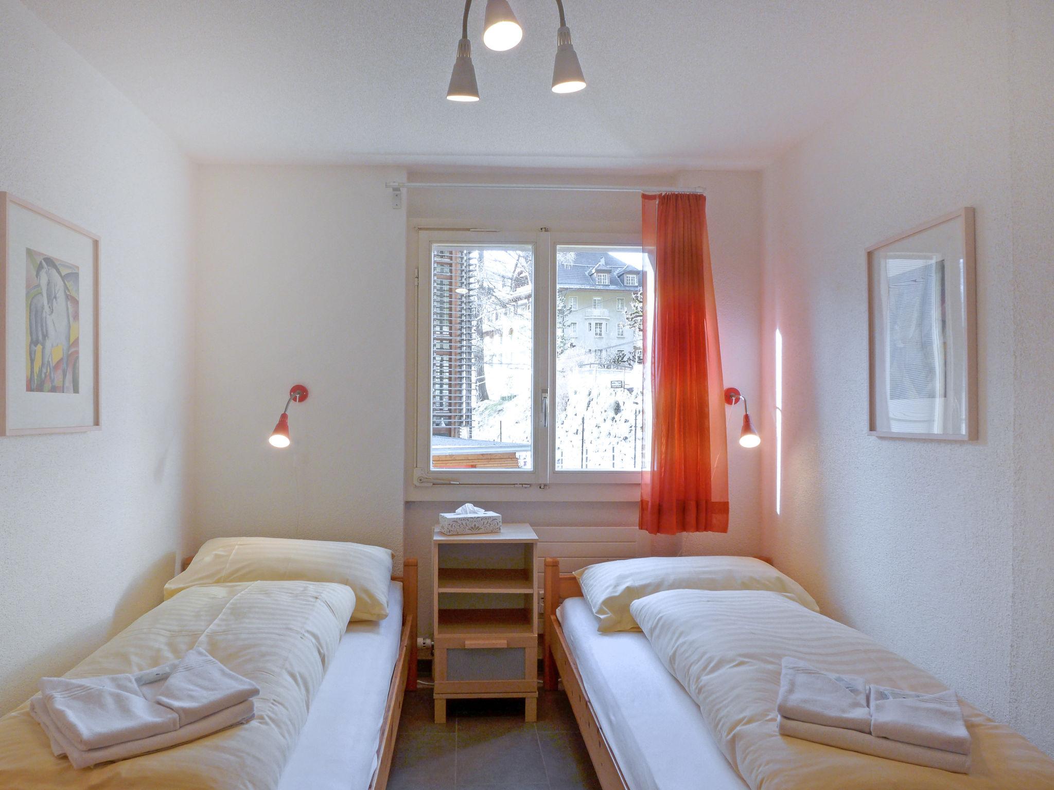 Foto 13 - Apartamento de 2 quartos em Lauterbrunnen