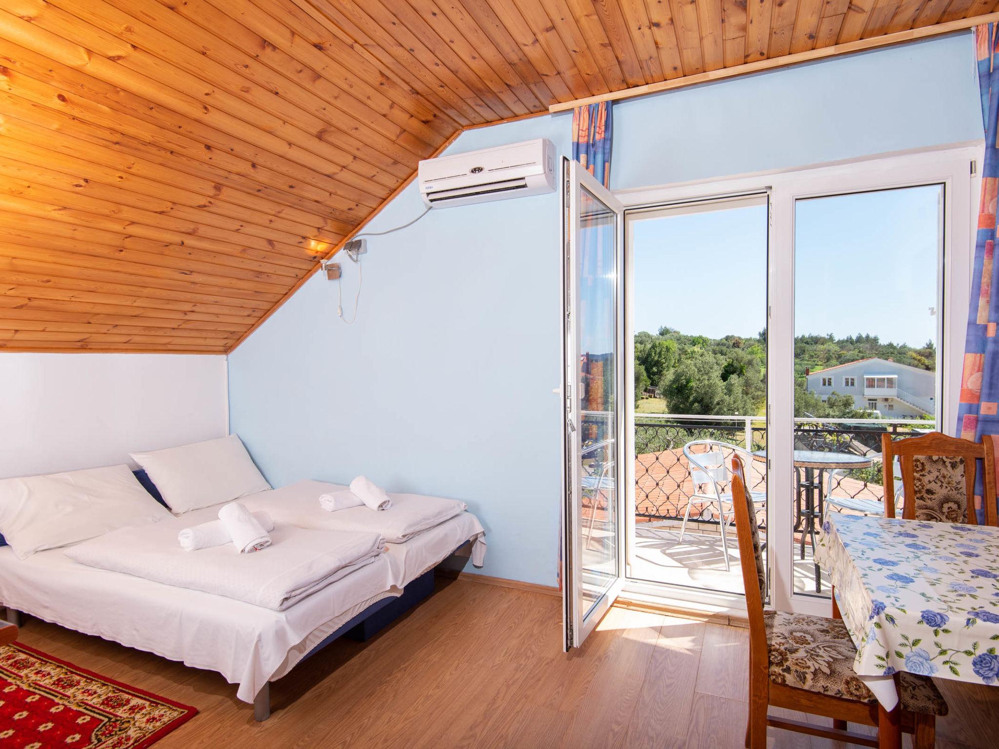 Foto 6 - Apartamento de 2 quartos em Orebić com piscina e vistas do mar