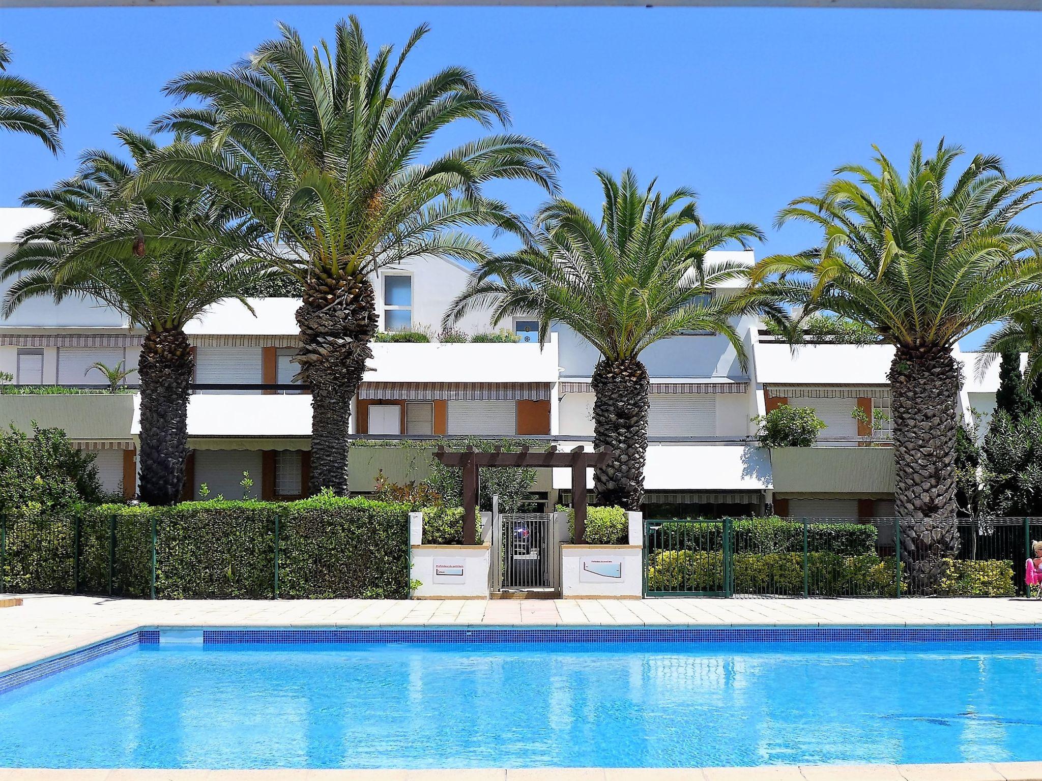 Photo 1 - 1 bedroom Apartment in La Grande-Motte with swimming pool and sea view