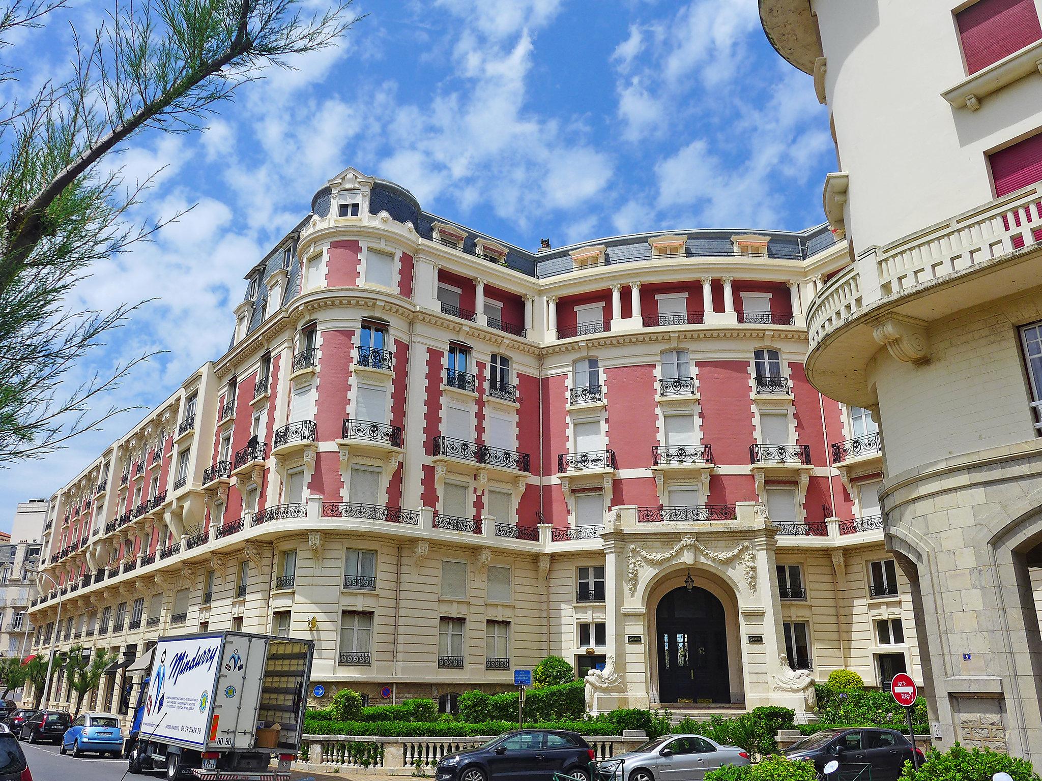 Photo 1 - Apartment in Biarritz with sea view