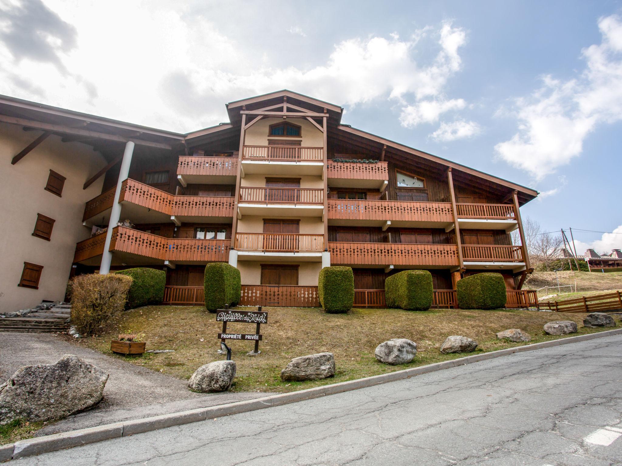 Foto 12 - Appartamento con 1 camera da letto a Saint-Gervais-les-Bains con vista sulle montagne