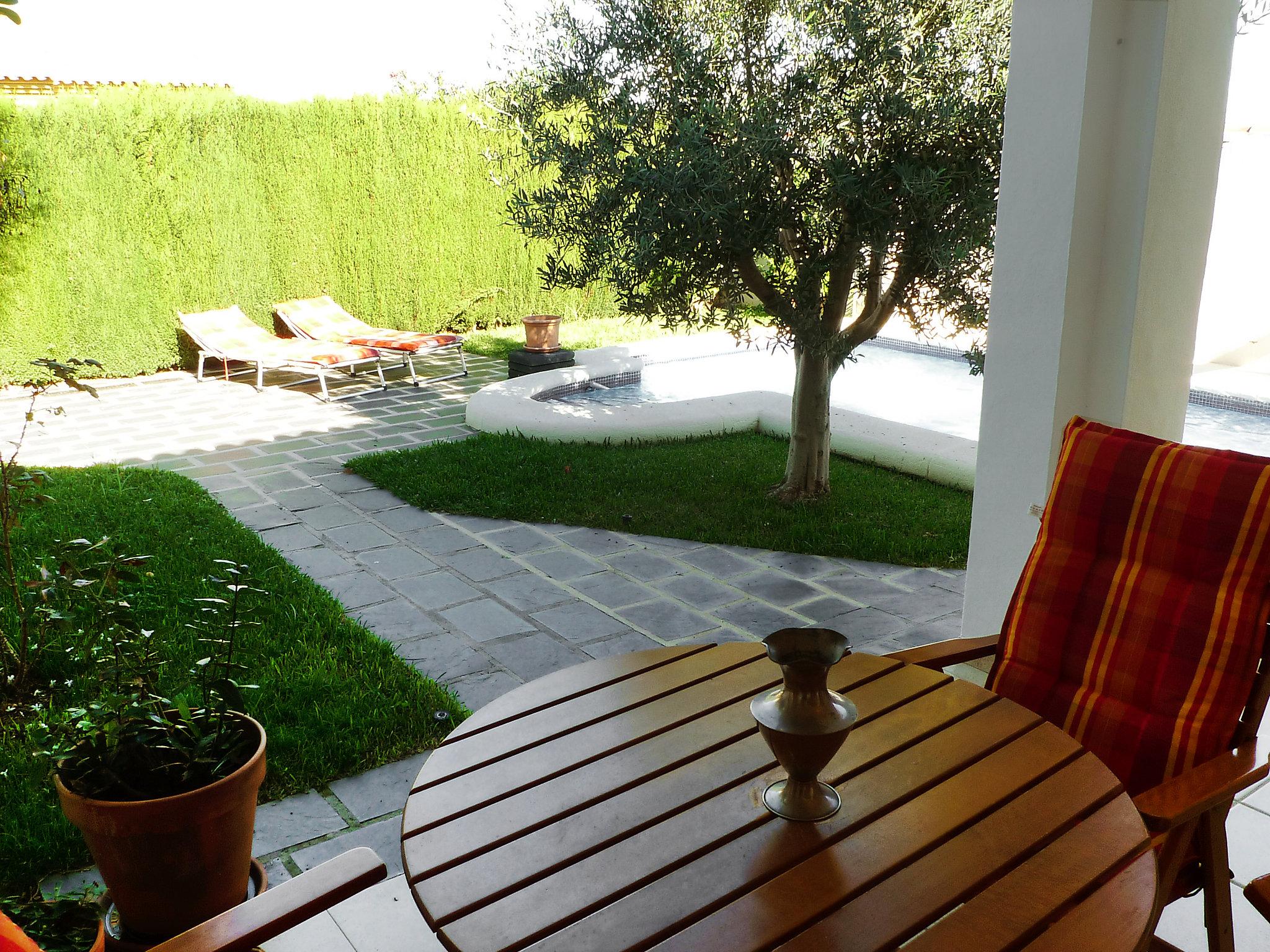 Photo 2 - 2 bedroom House in El Verger with private pool and sea view