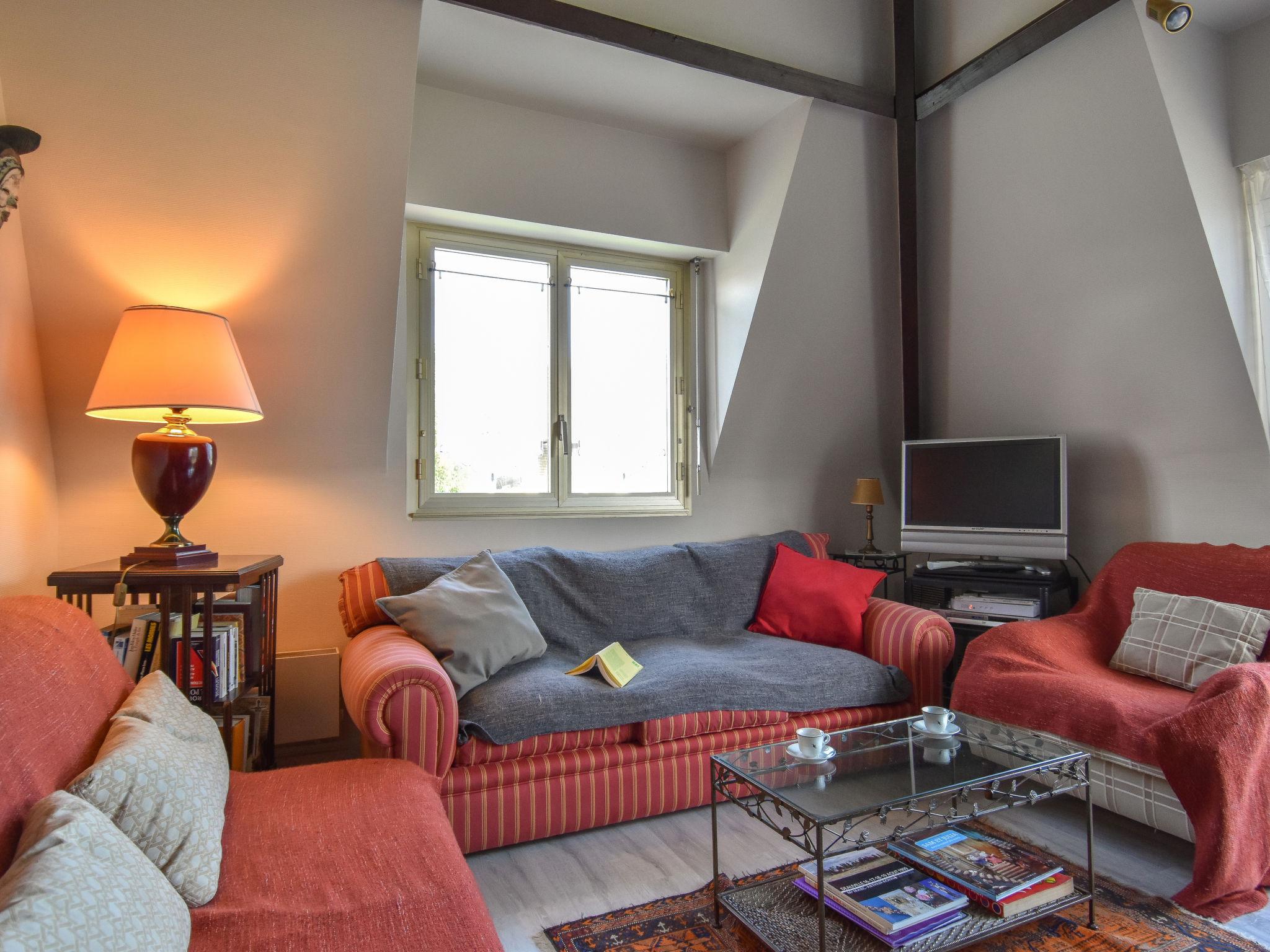 Photo 6 - 2 bedroom Apartment in Deauville with sea view