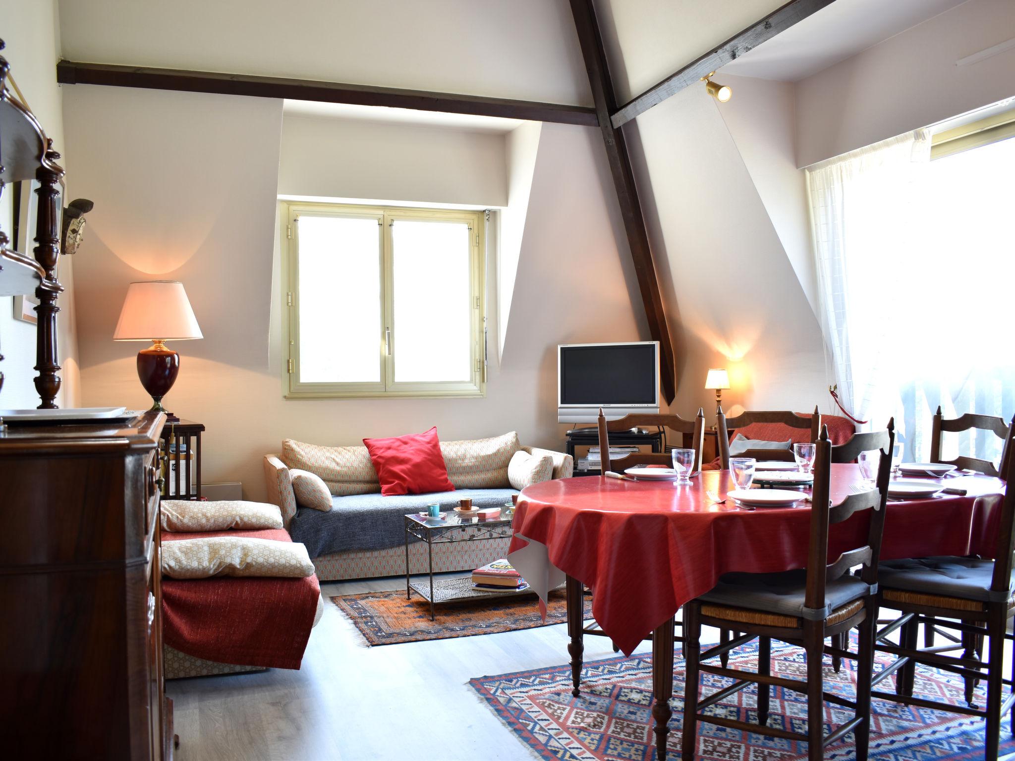 Foto 8 - Apartment mit 2 Schlafzimmern in Deauville mit blick aufs meer