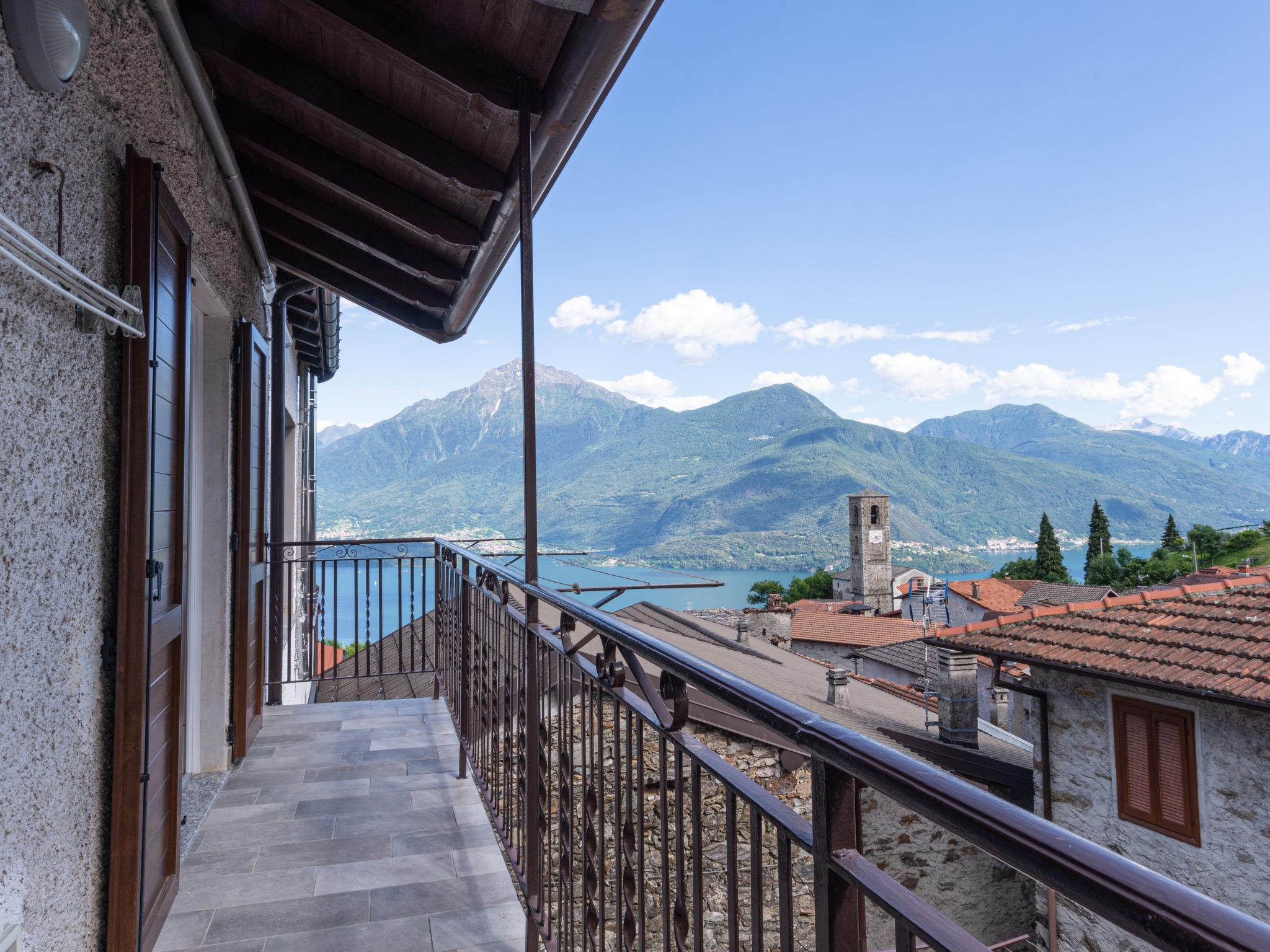 Foto 16 - Apartamento de 2 quartos em Gravedona ed Uniti com terraço e vista para a montanha