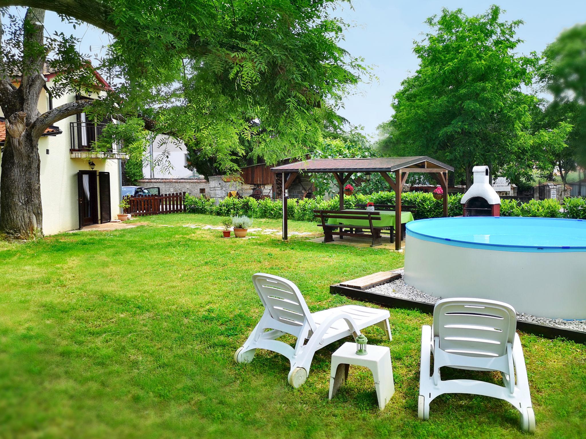 Photo 11 - Maison de 3 chambres à Poreč avec piscine privée et jardin