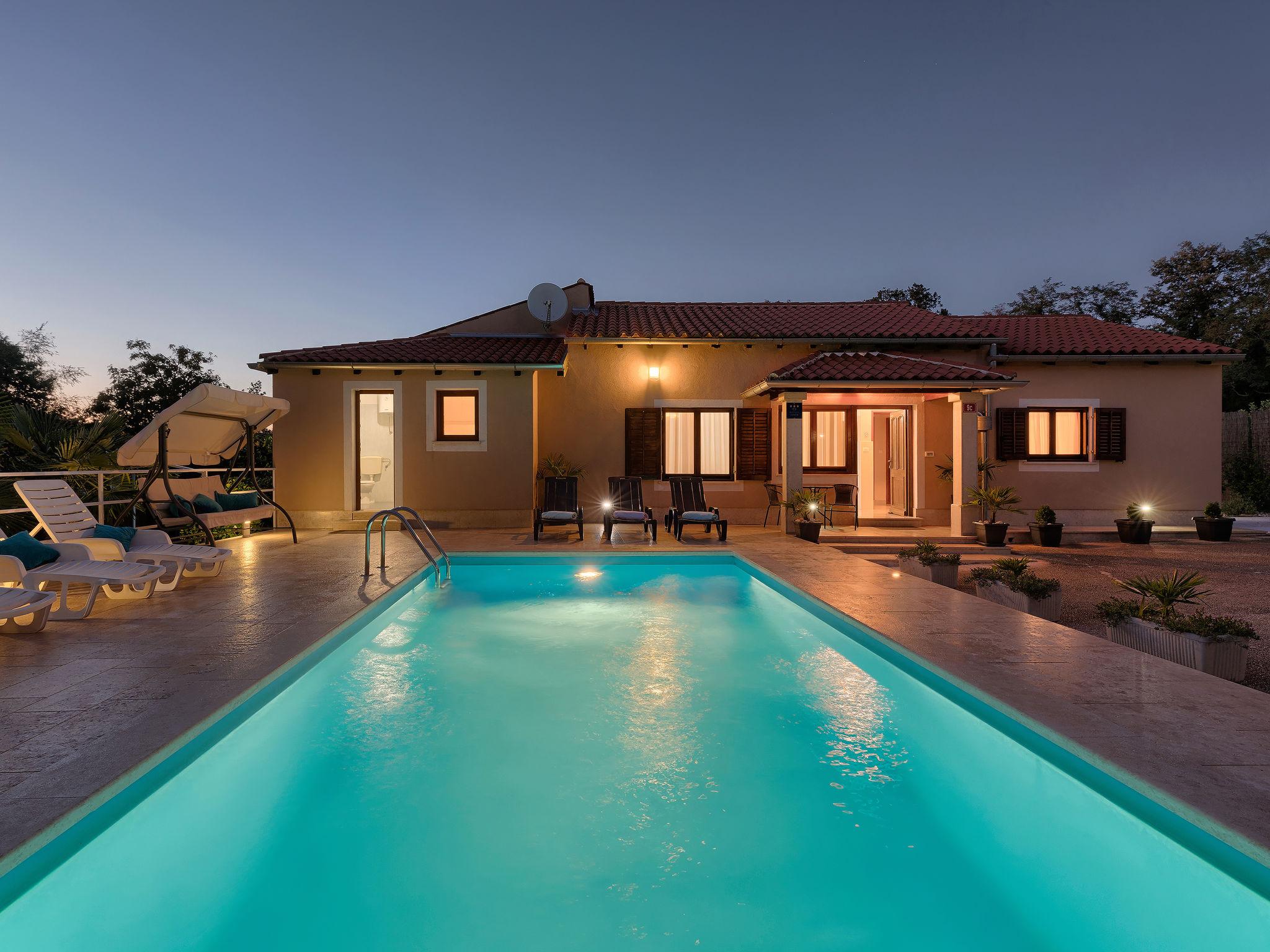 Photo 6 - Maison de 3 chambres à Pazin avec piscine privée et vues à la mer