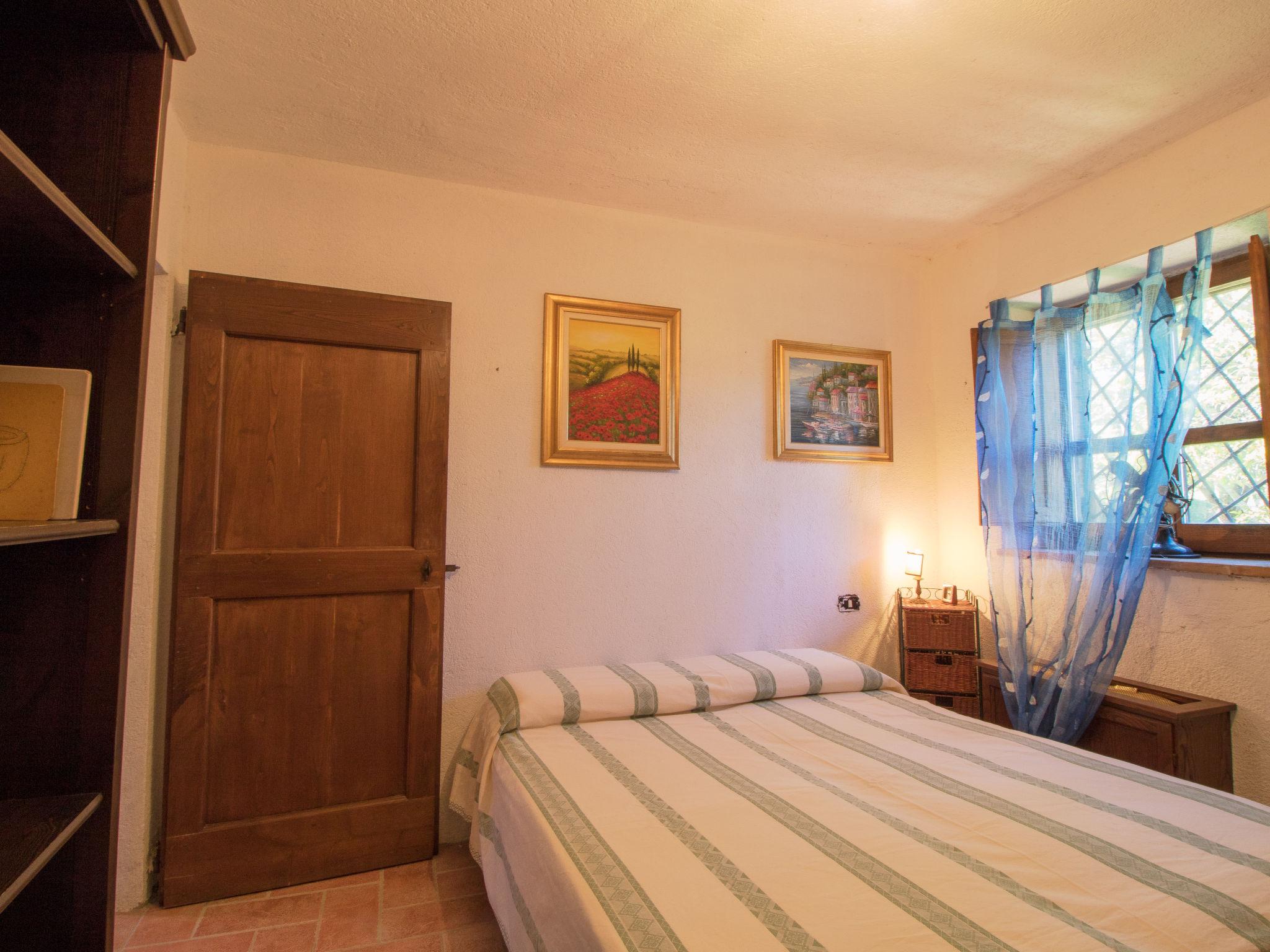 Photo 29 - 6 bedroom House in Gubbio with private pool and garden