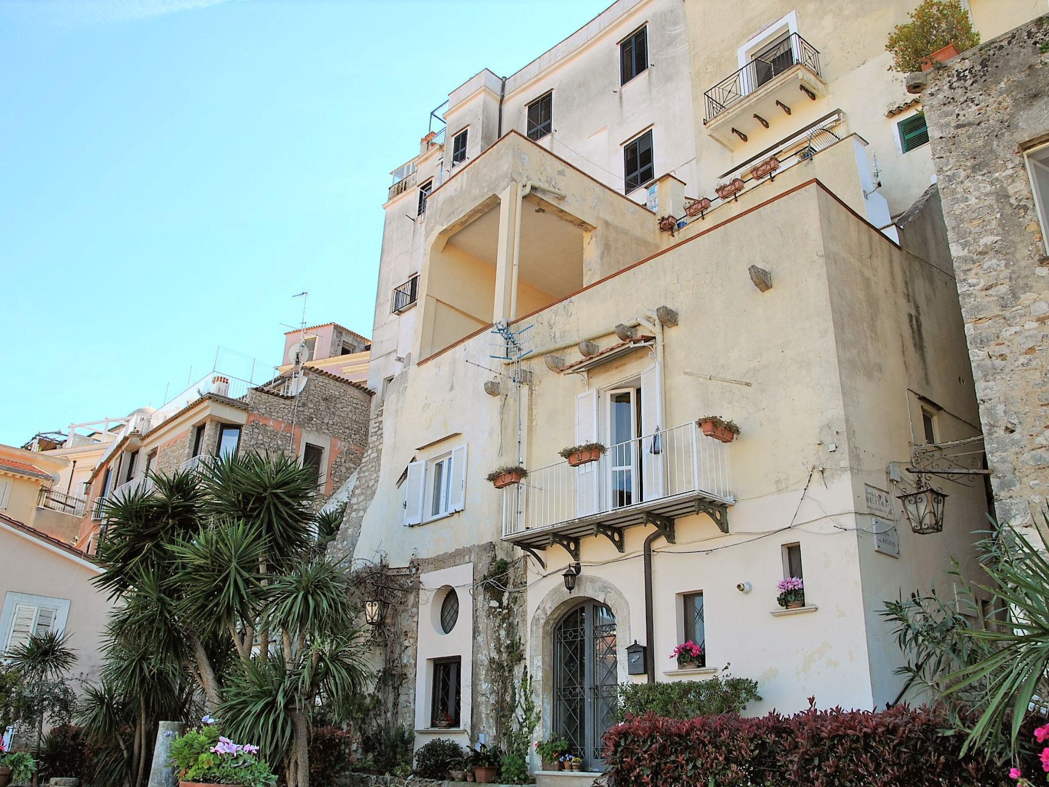 Photo 18 - Appartement de 3 chambres à Gaète avec terrasse et vues à la mer