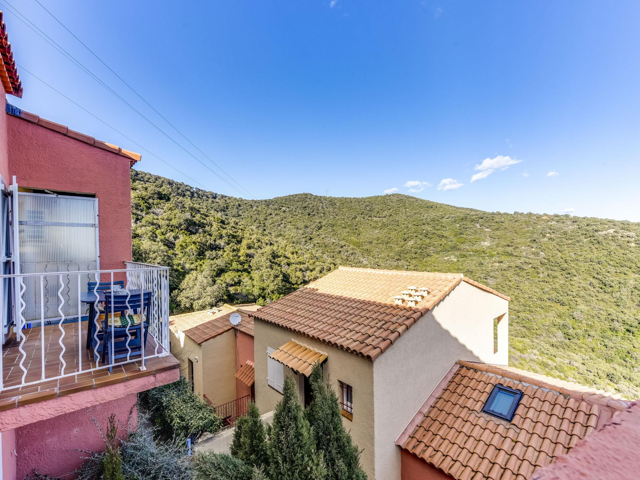 Foto 17 - Appartamento con 2 camere da letto a Cavalaire-sur-Mer con piscina e vista mare