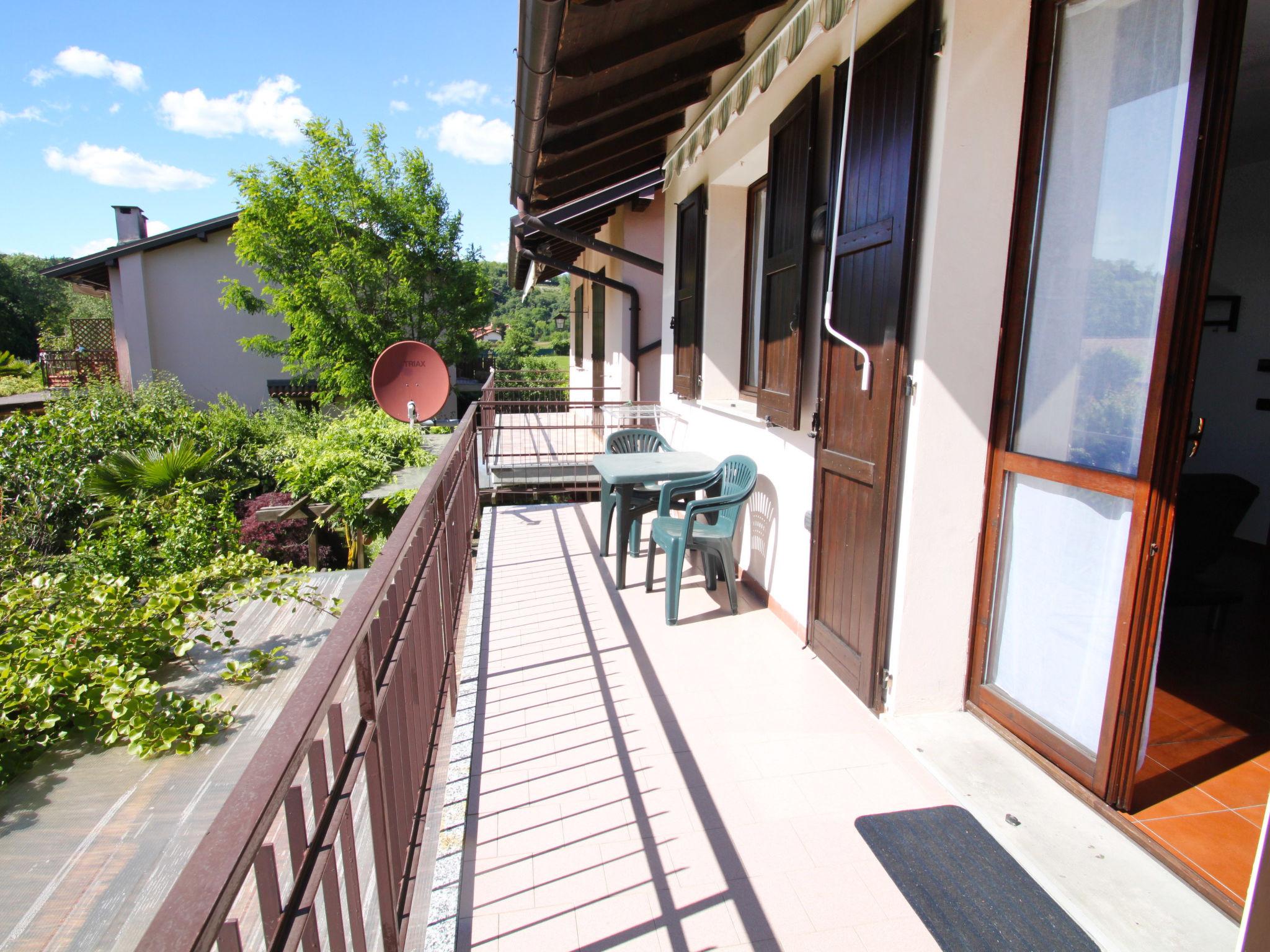 Foto 5 - Apartamento de 2 habitaciones en Monvalle con piscina y vistas a la montaña