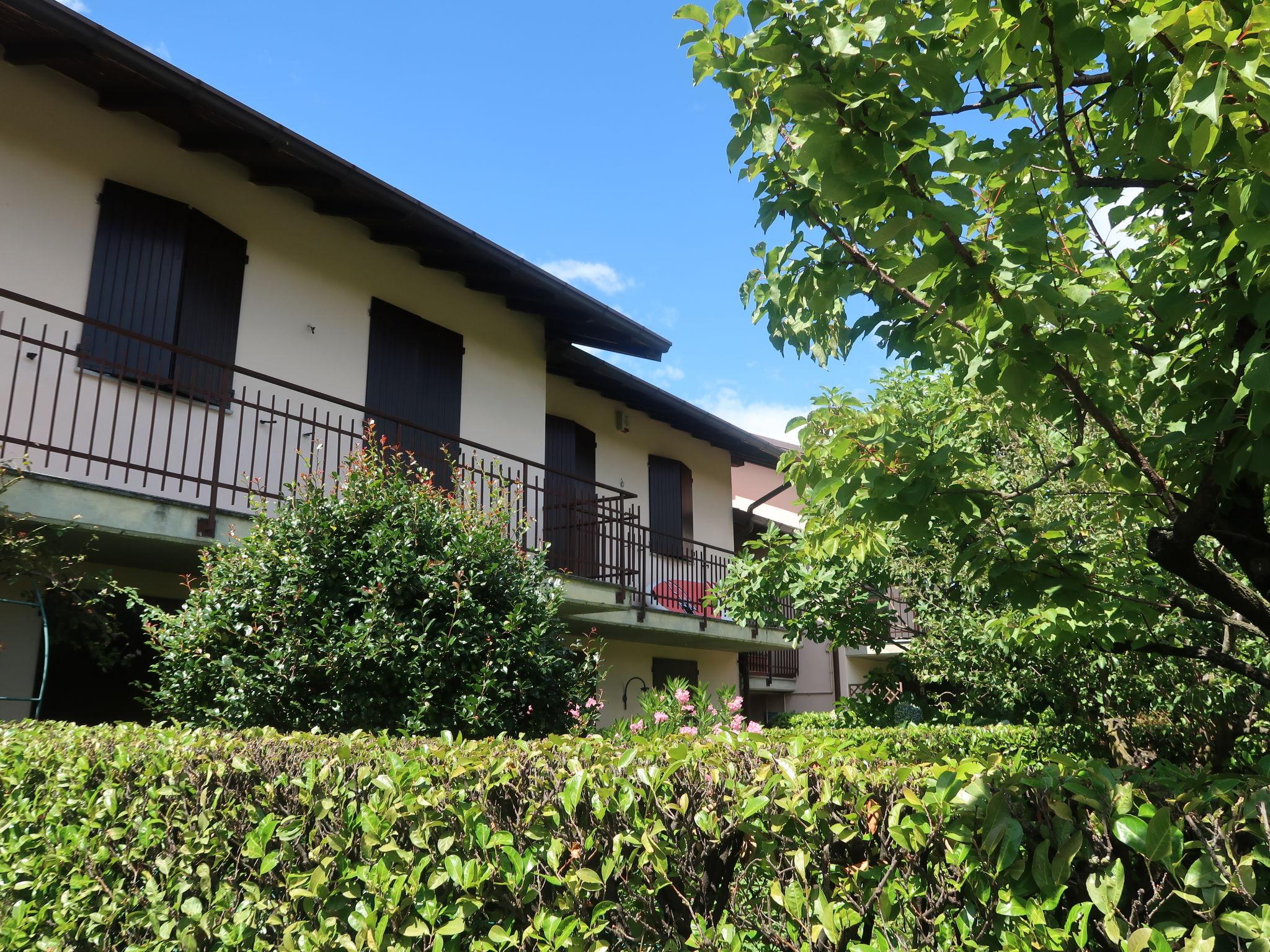 Photo 1 - Appartement de 2 chambres à Monvalle avec piscine et vues sur la montagne