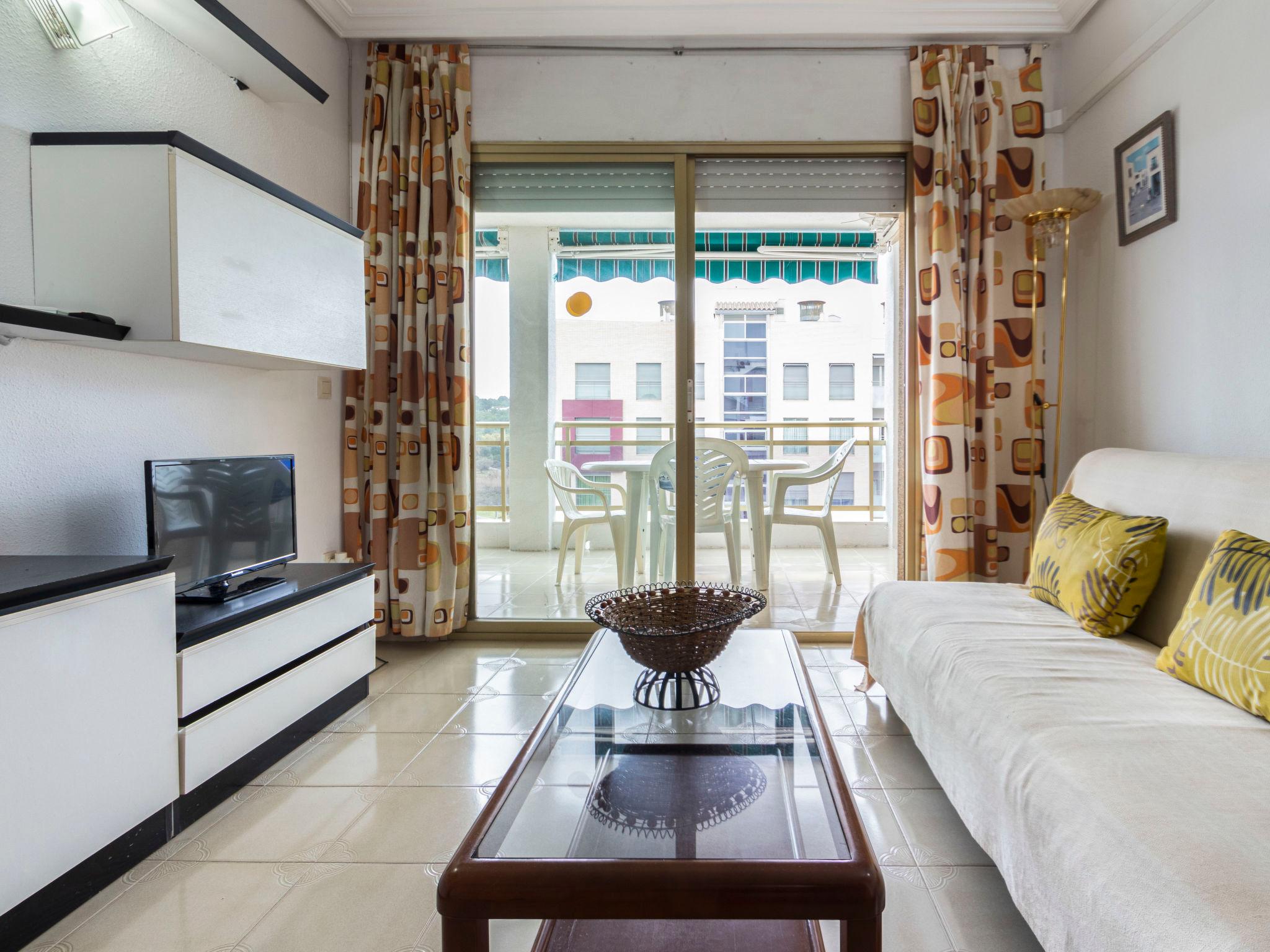 Foto 3 - Appartamento con 1 camera da letto a Vila-seca con piscina e vista mare