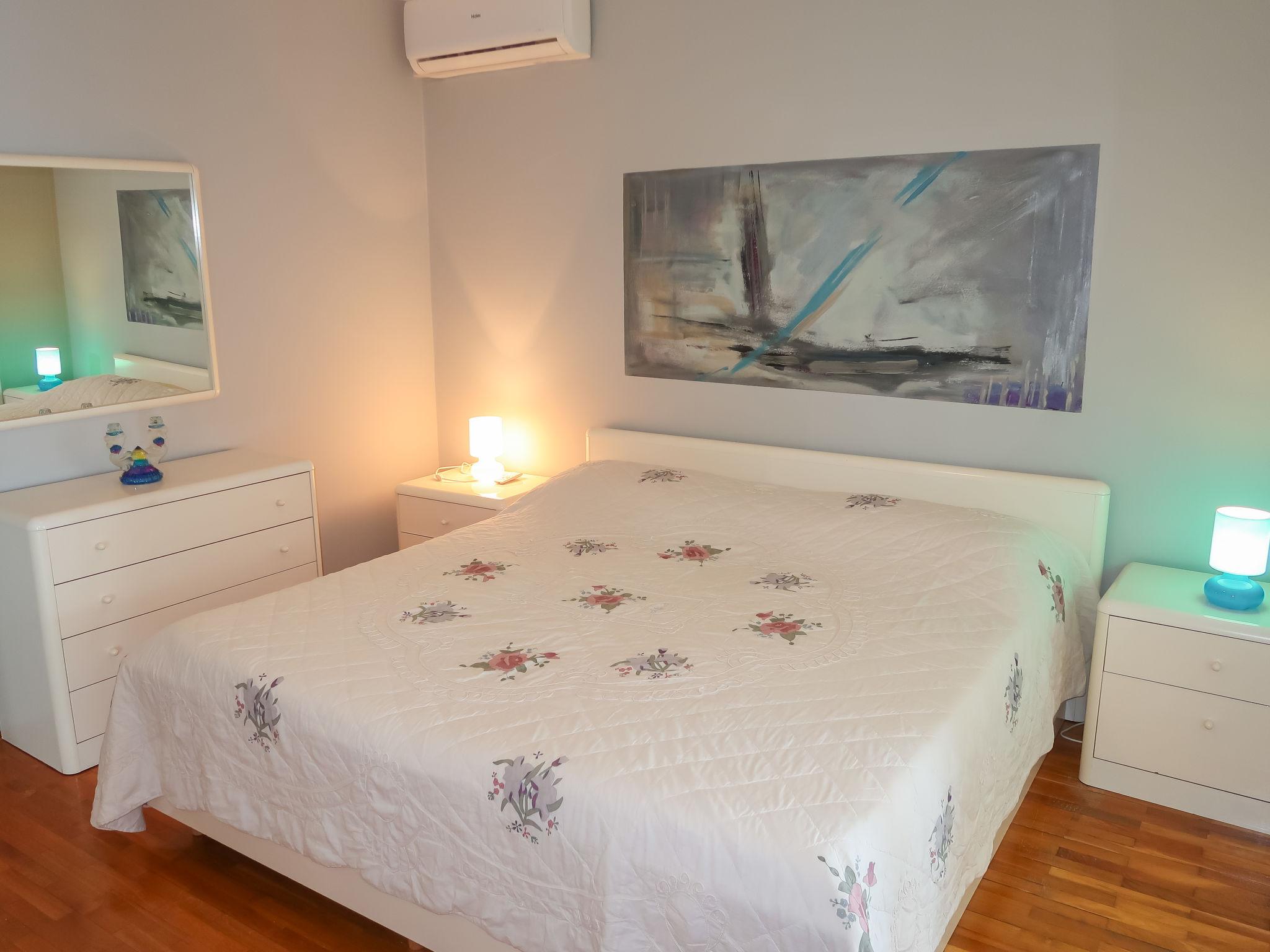 Foto 20 - Apartamento de 2 quartos em Labin com terraço e vistas do mar