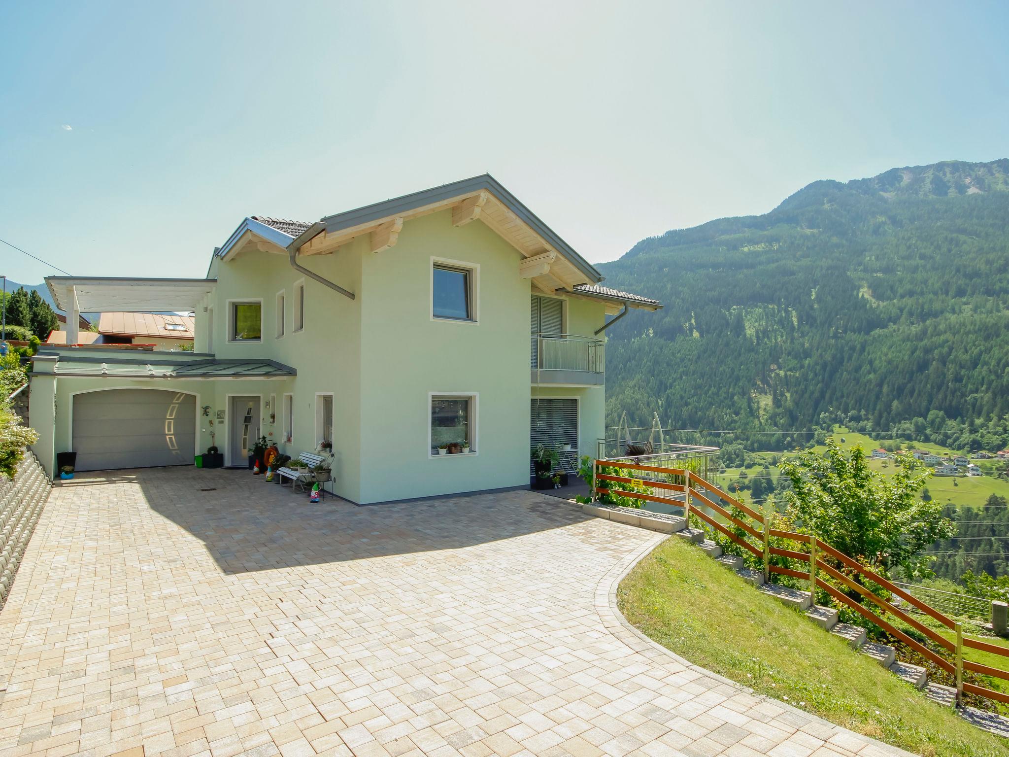 Photo 20 - Appartement de 1 chambre à Fließ avec jardin et vues sur la montagne