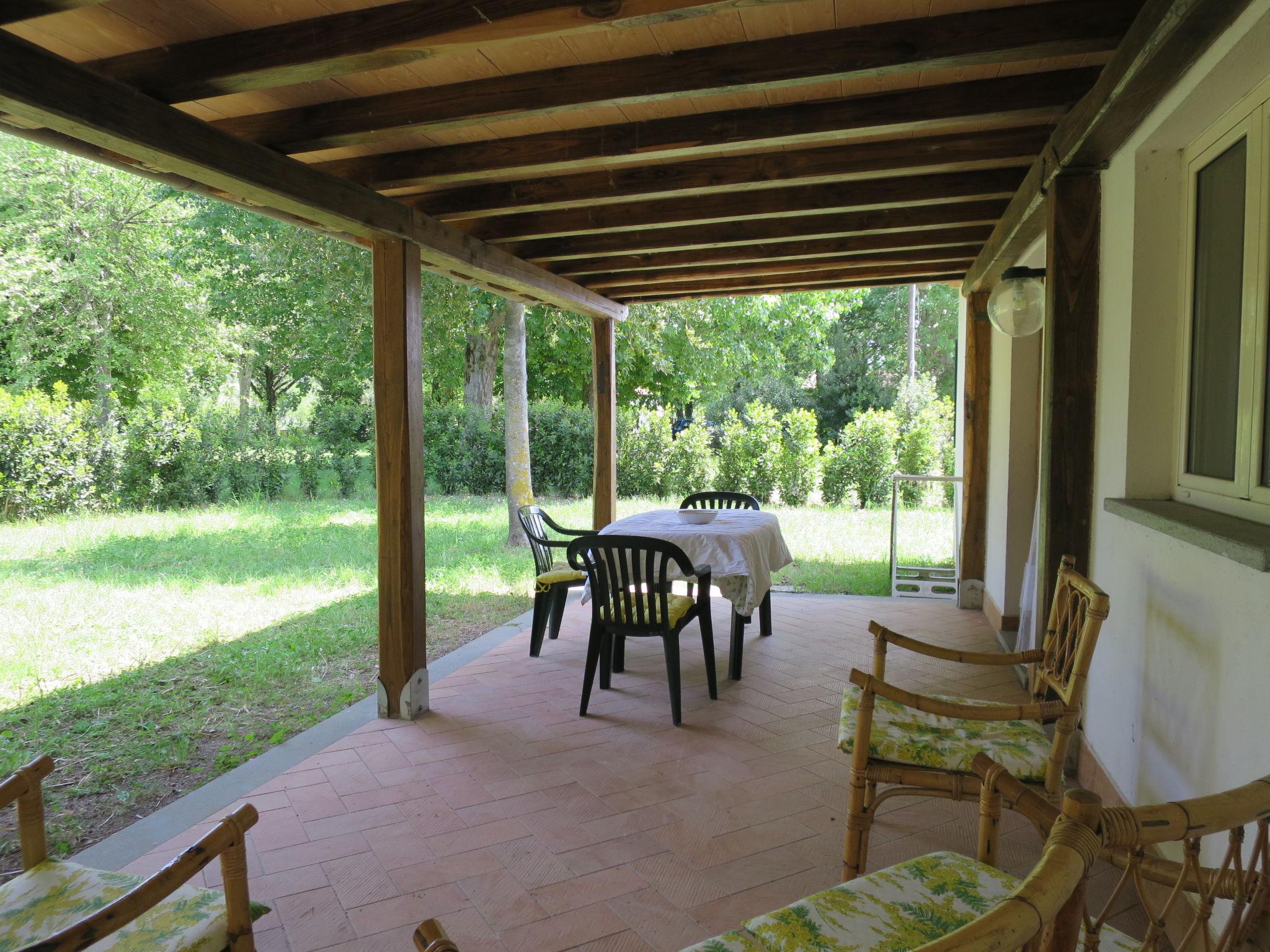 Photo 19 - Maison de 1 chambre à Bolsena avec piscine et jardin