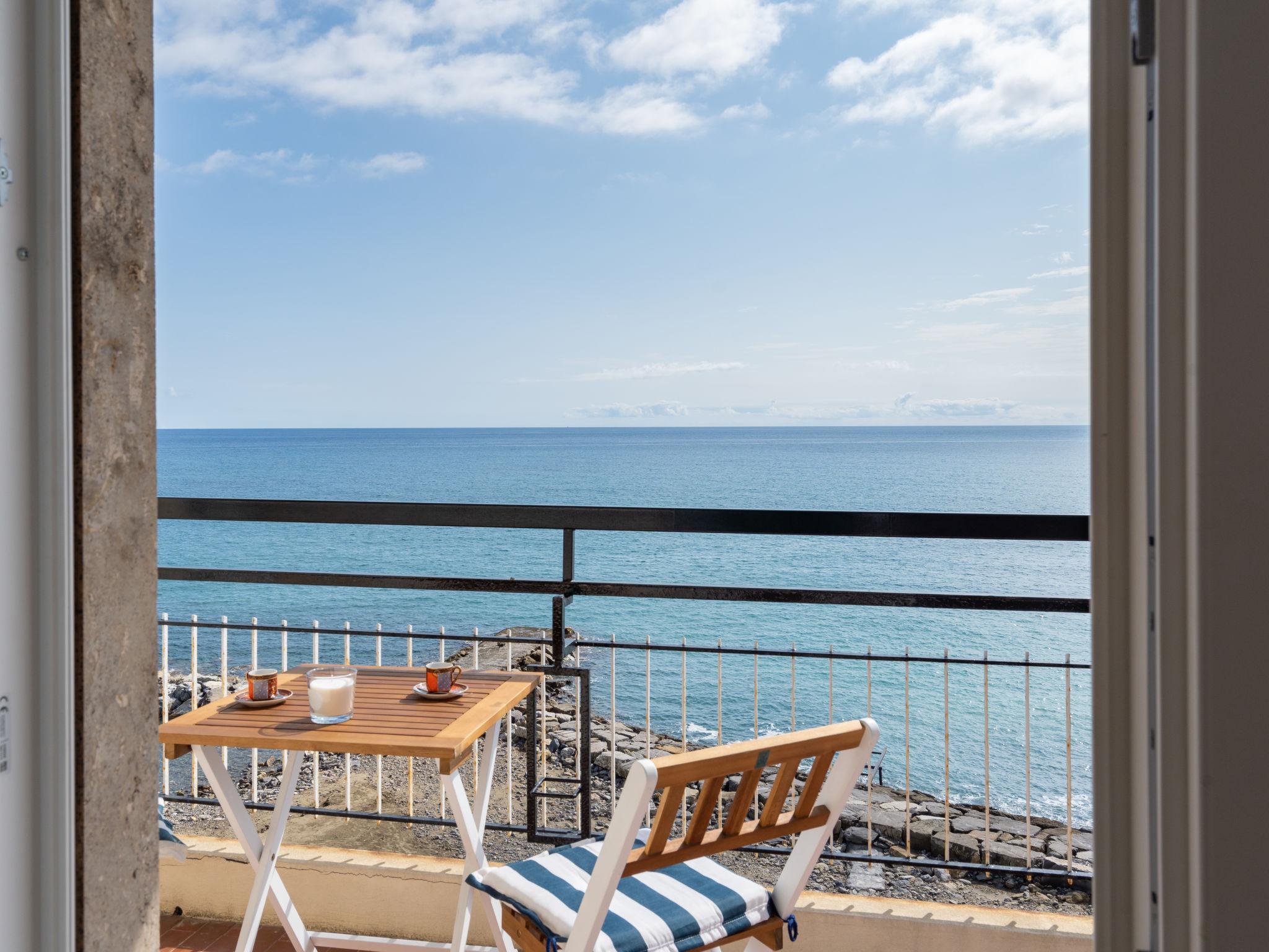 Foto 3 - Apartamento de 2 quartos em Diano Marina com vistas do mar