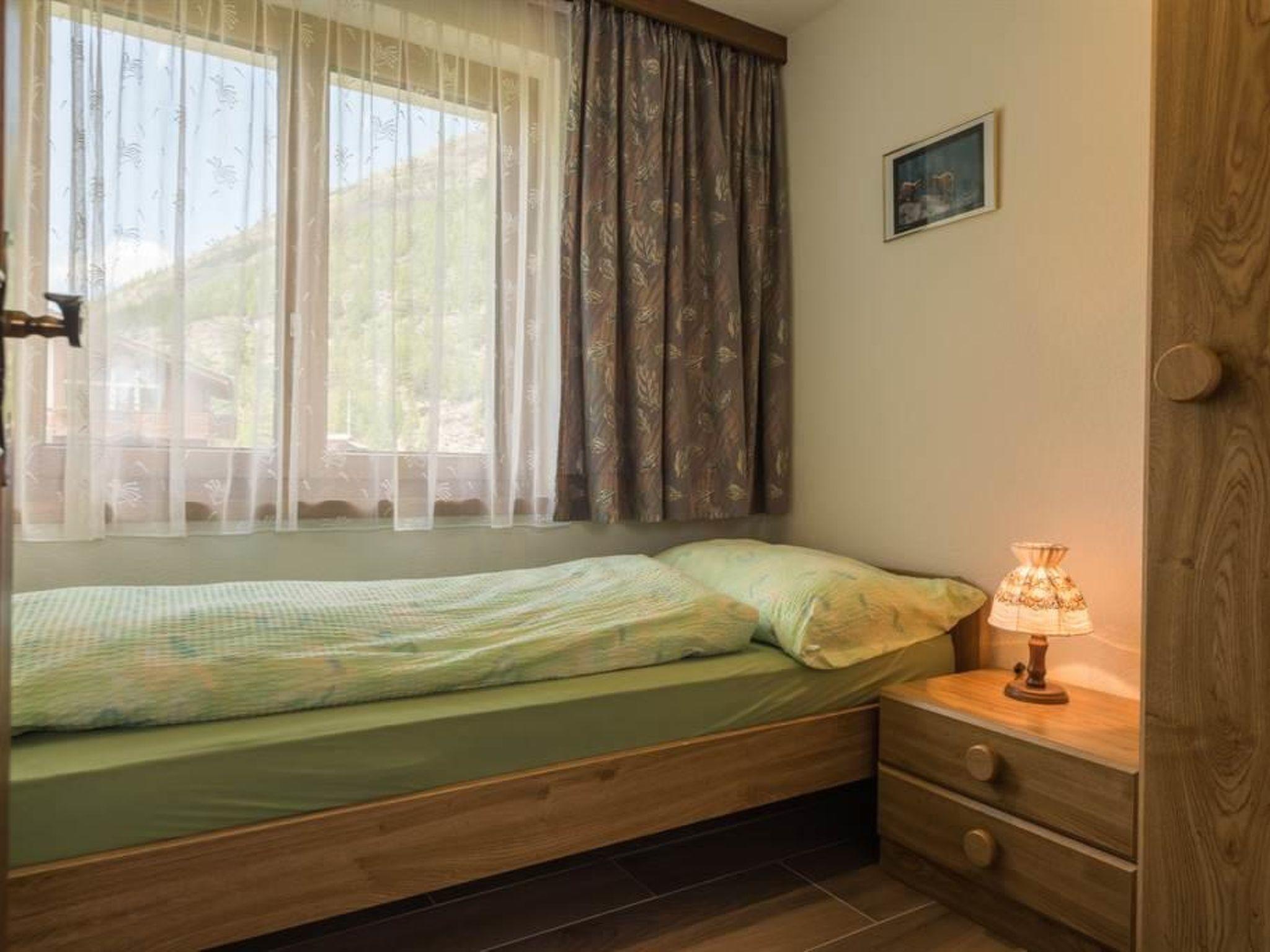 Foto 21 - Apartment mit 3 Schlafzimmern in Saas-Almagell mit garten