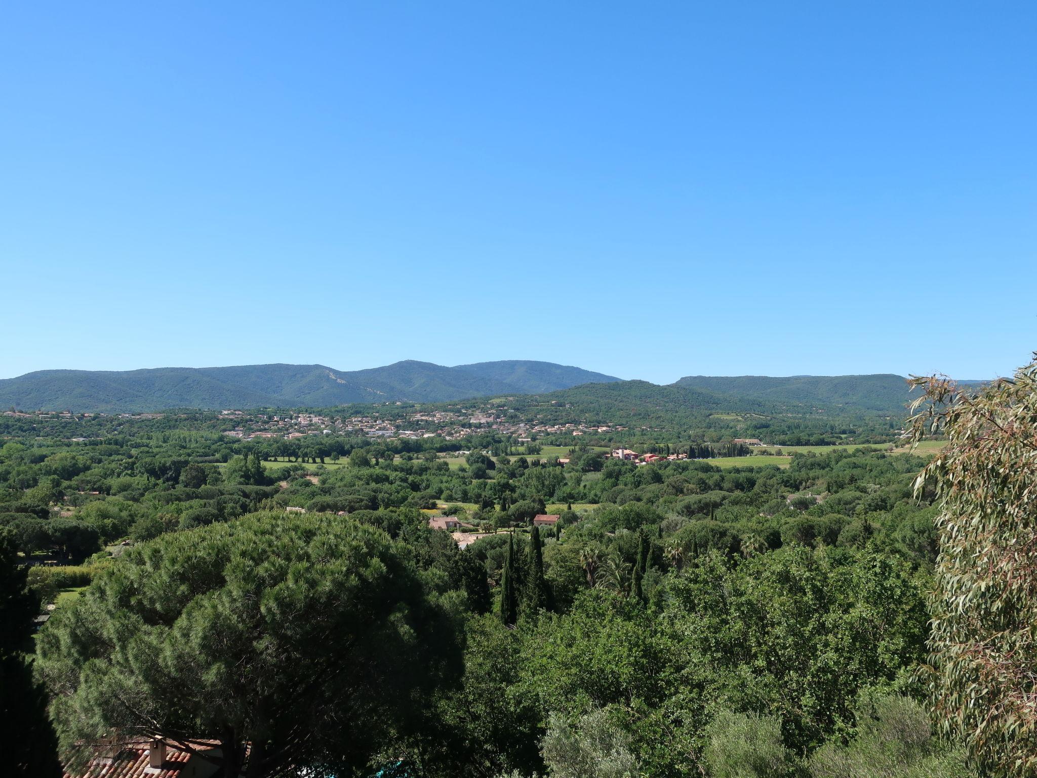 Photo 16 - 3 bedroom Apartment in Grimaud with terrace and sea view