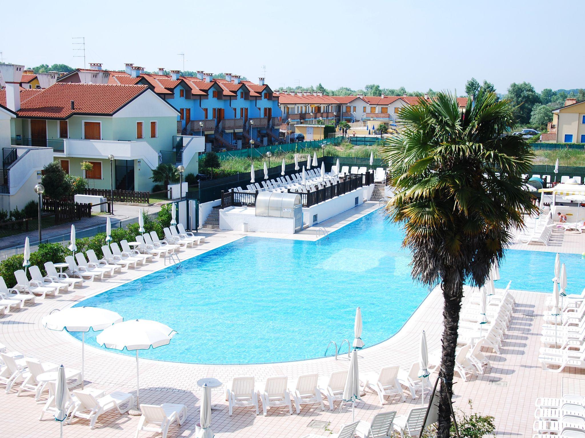 Foto 1 - Casa de 3 habitaciones en Rosolina con piscina y vistas al mar