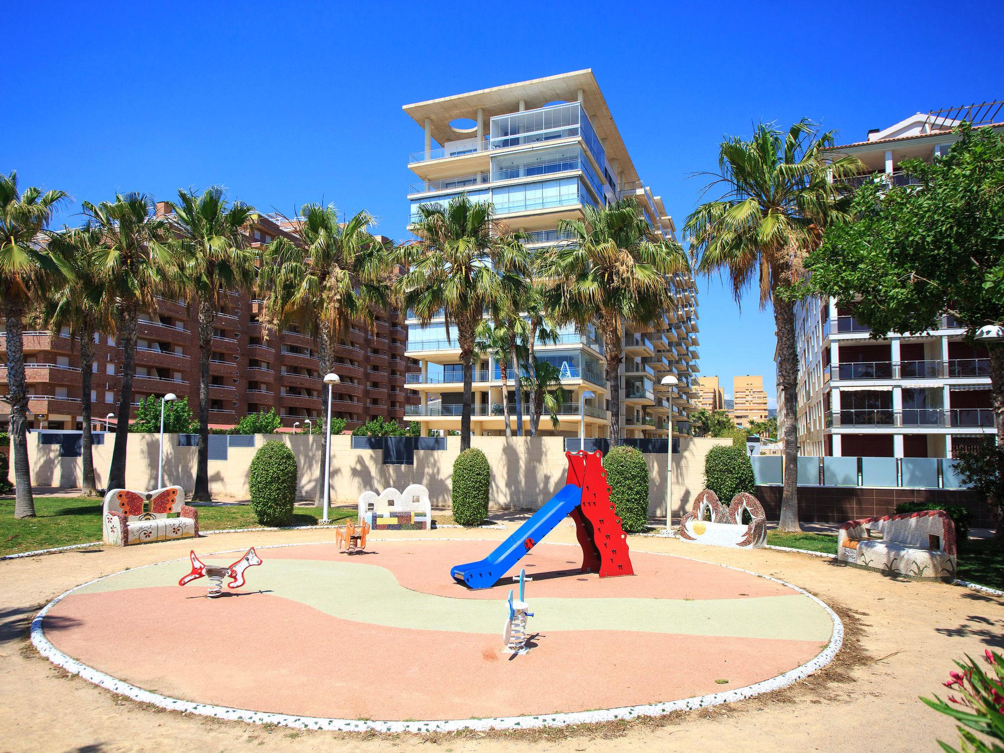 Photo 24 - 2 bedroom Apartment in Oropesa del Mar with swimming pool and garden