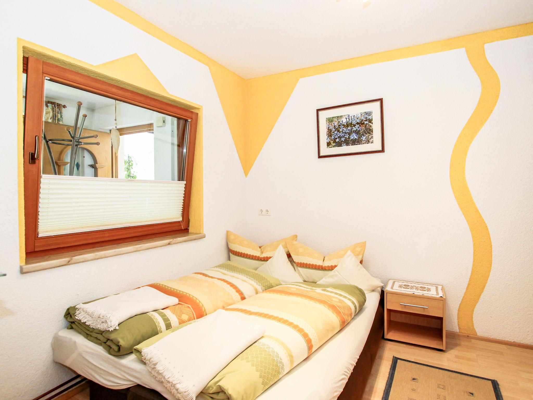 Foto 12 - Apartment mit 1 Schlafzimmer in Mayrhofen mit garten und blick auf die berge
