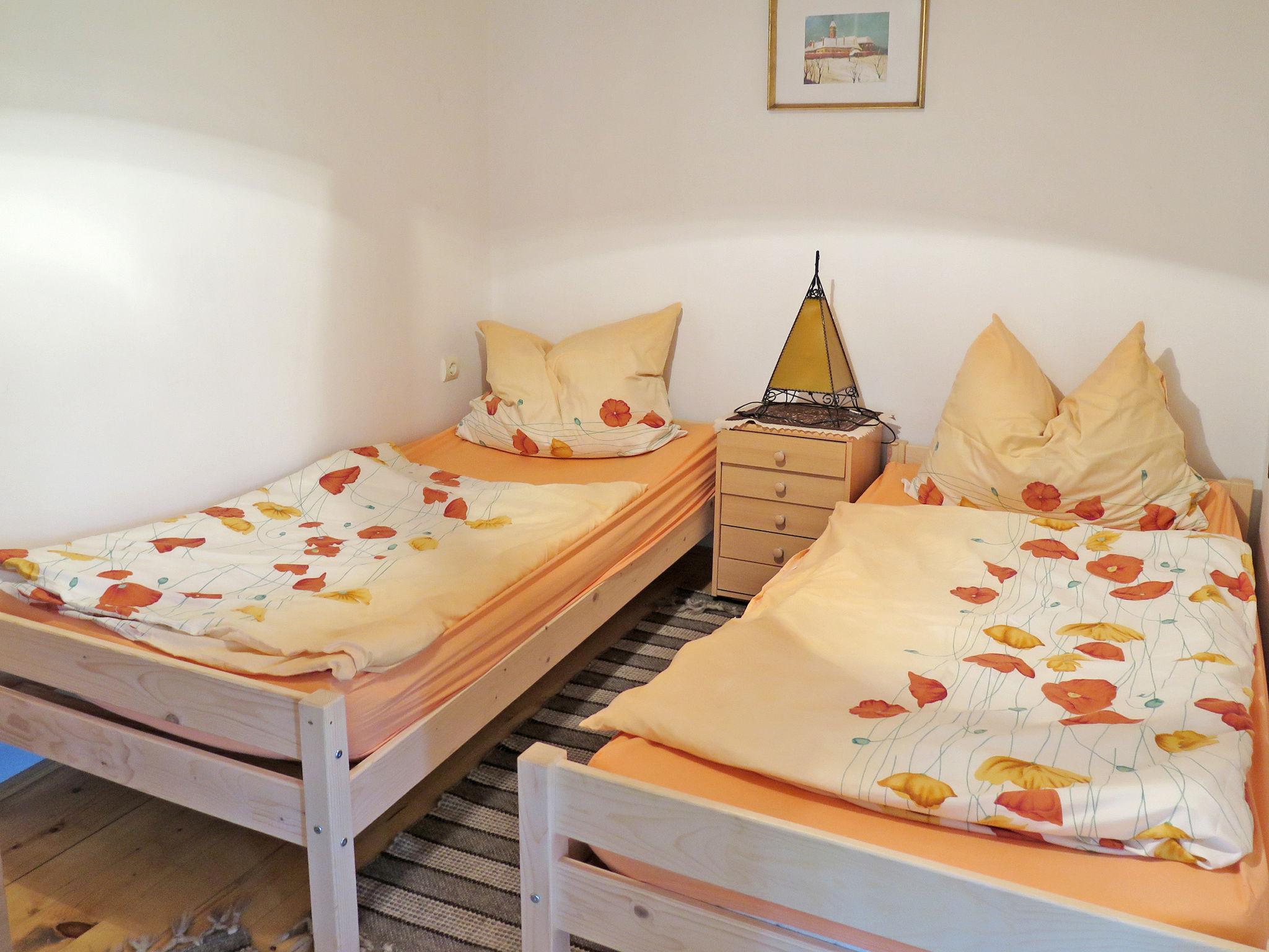 Foto 10 - Casa con 2 camere da letto a Balatongyörök con giardino e terrazza