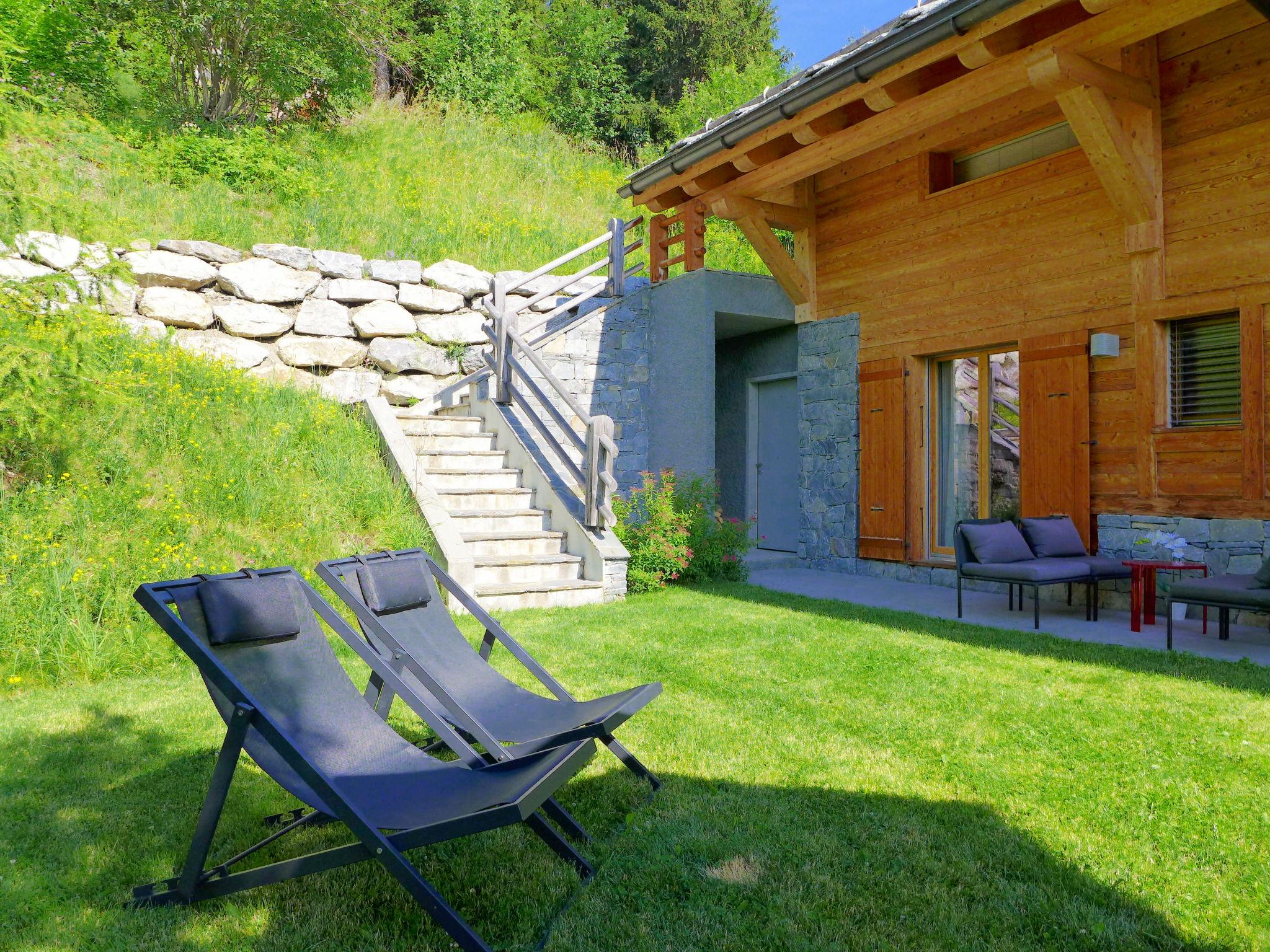 Photo 59 - 5 bedroom House in Crans-Montana with garden