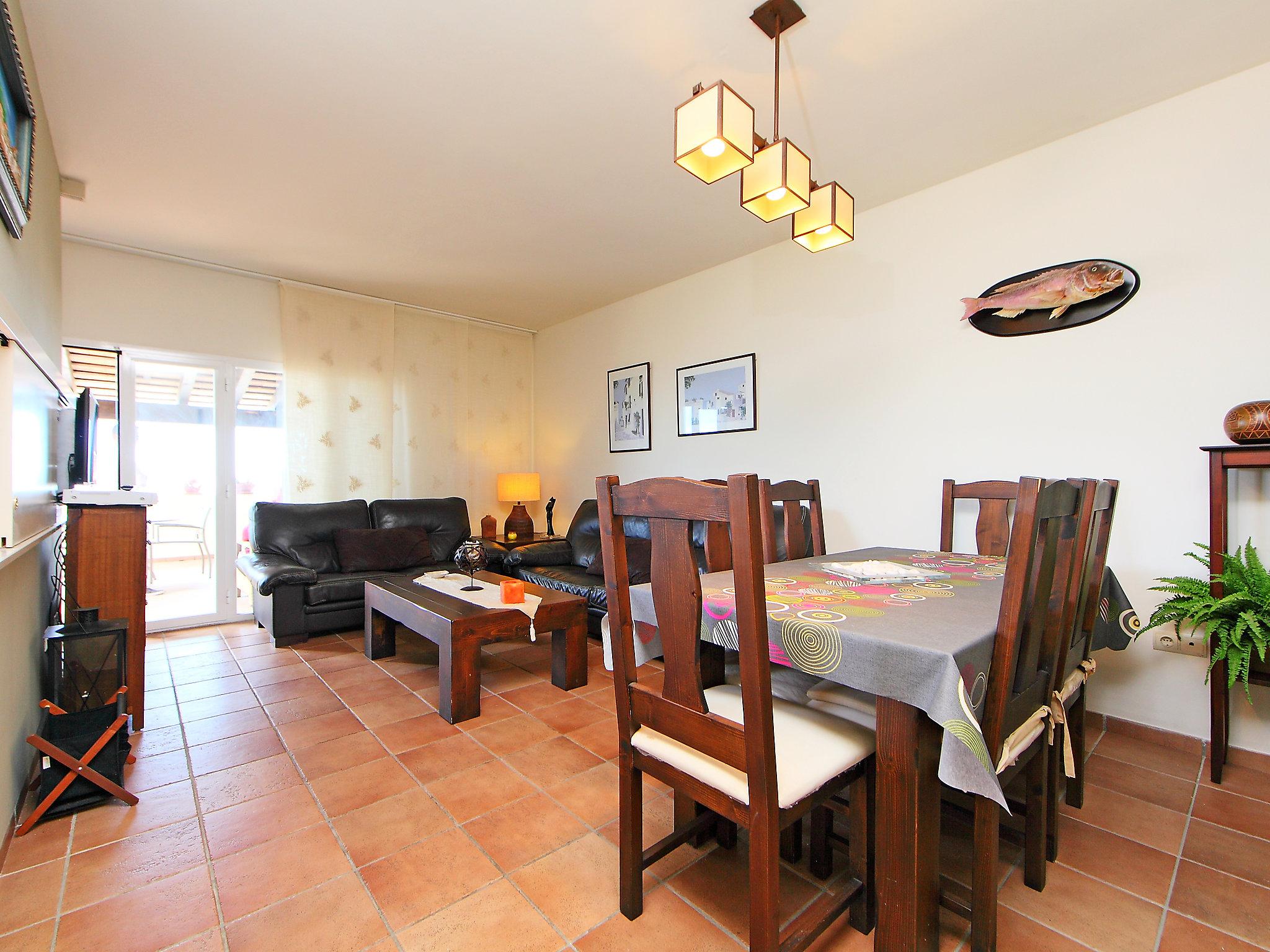 Photo 9 - 3 bedroom House in Tossa de Mar with swimming pool and sea view
