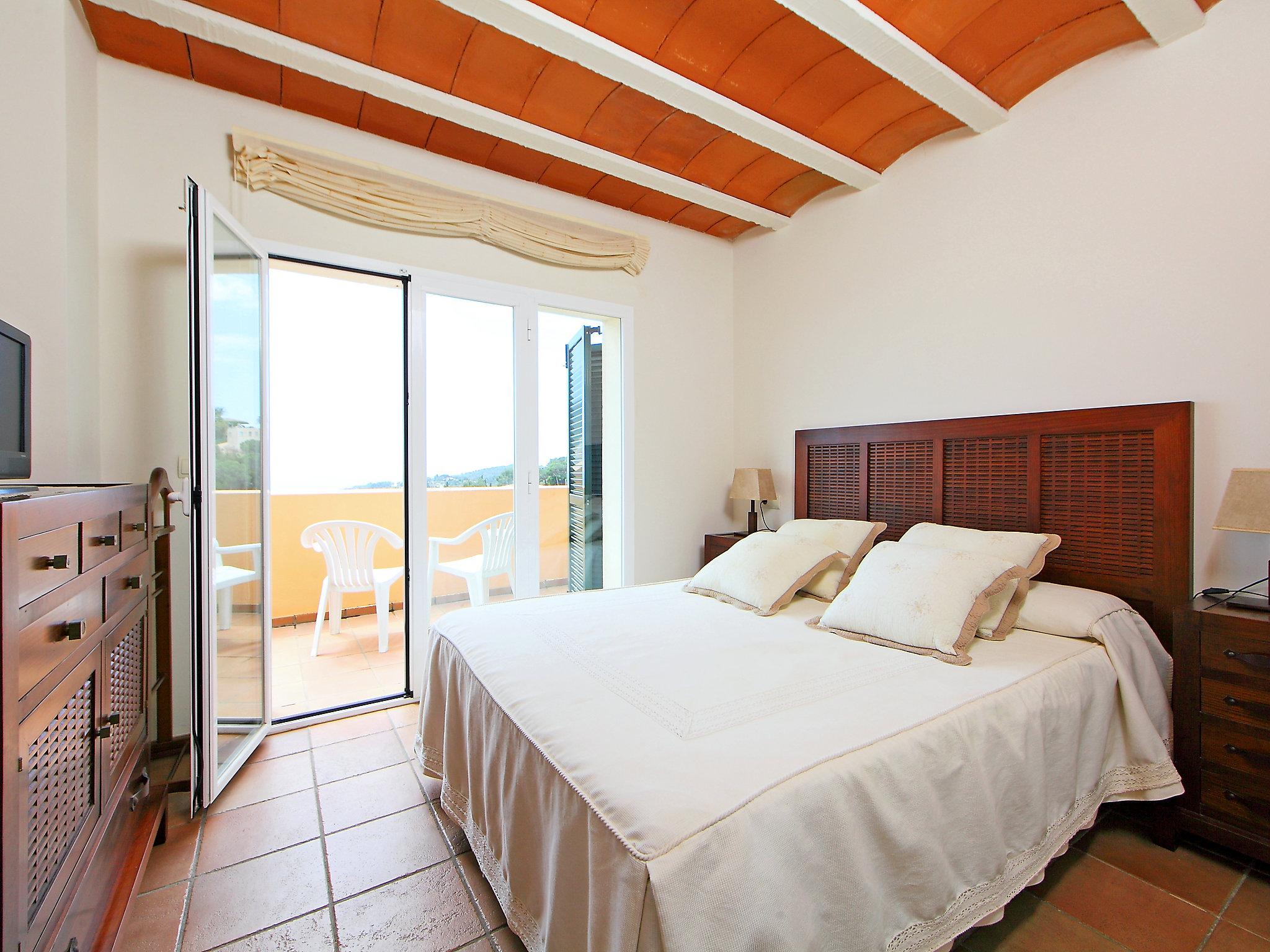 Foto 10 - Casa con 3 camere da letto a Tossa de Mar con piscina e vista mare