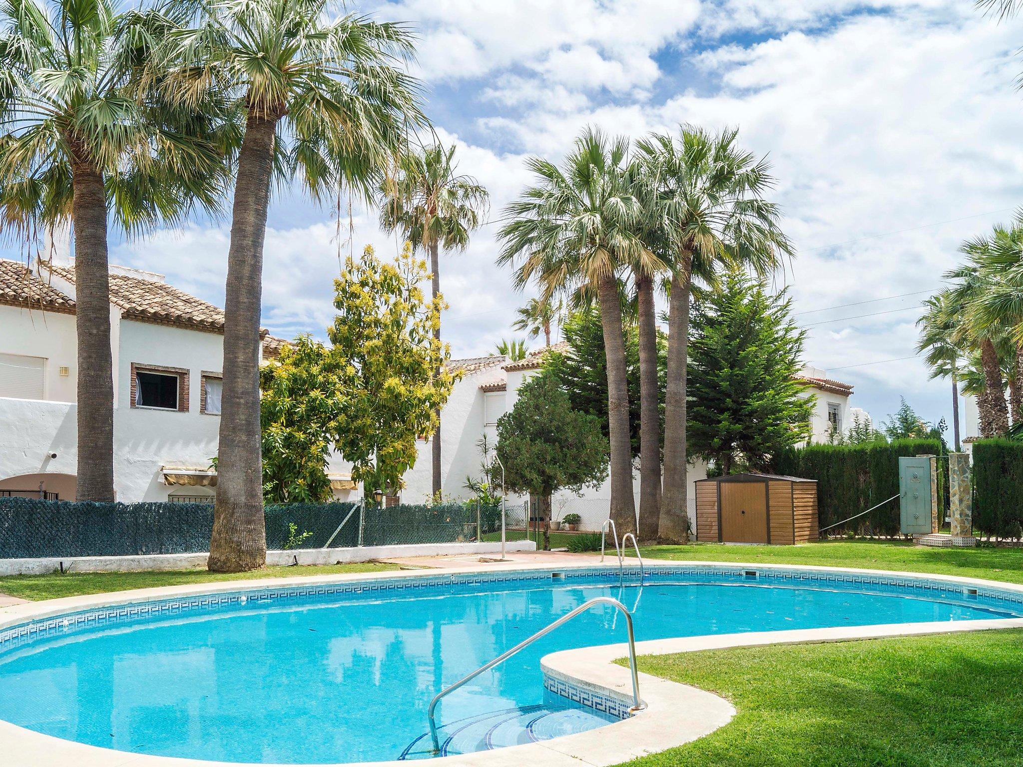 Foto 29 - Casa con 3 camere da letto a Estepona con piscina e vista mare