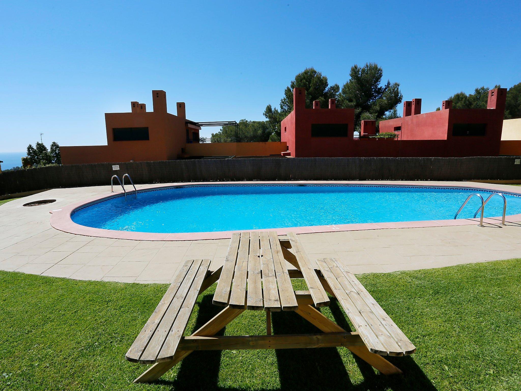 Foto 1 - Casa con 3 camere da letto a Tarragona con piscina e giardino