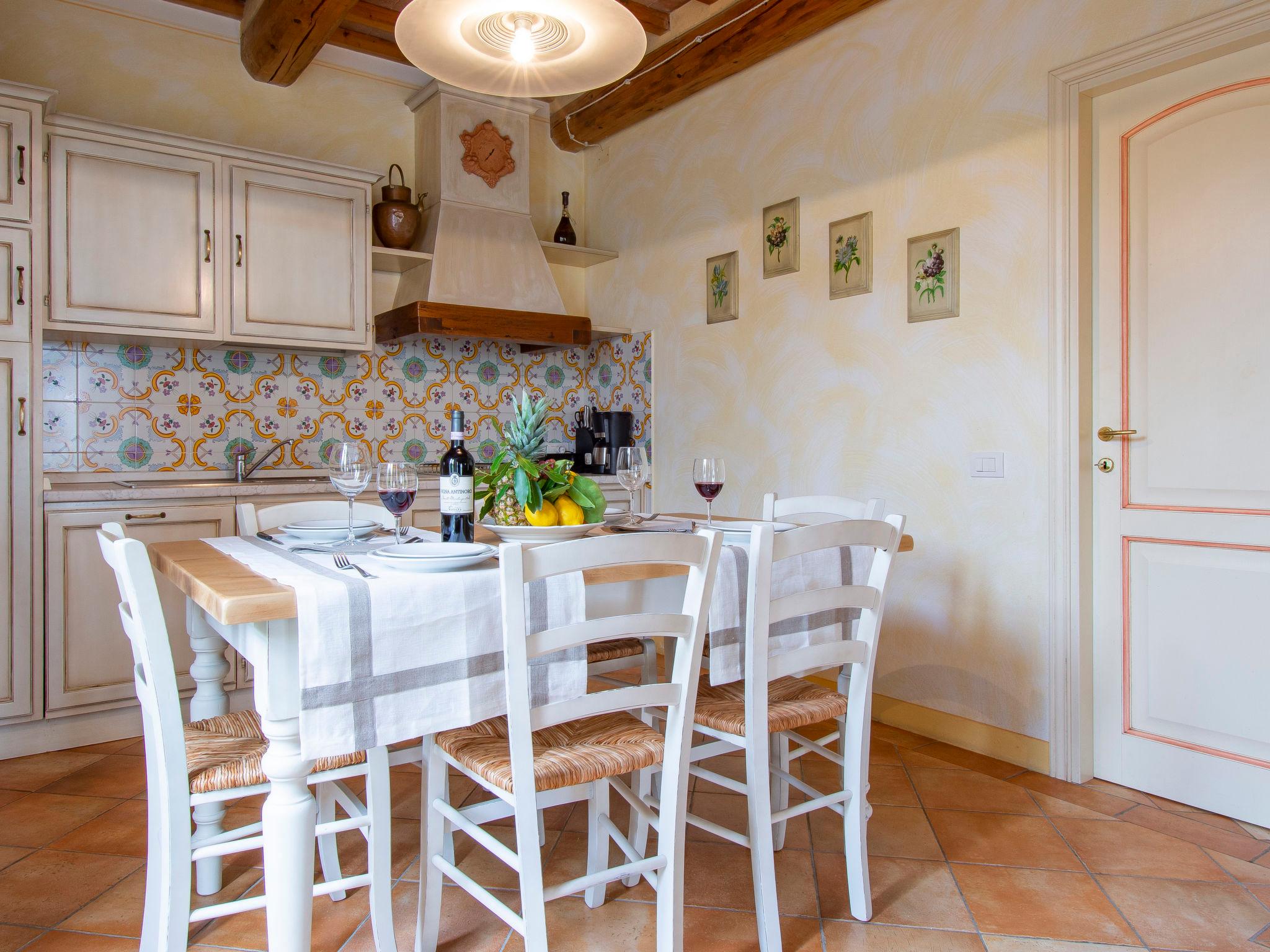 Photo 9 - 2 bedroom House in Castelfiorentino with swimming pool and garden