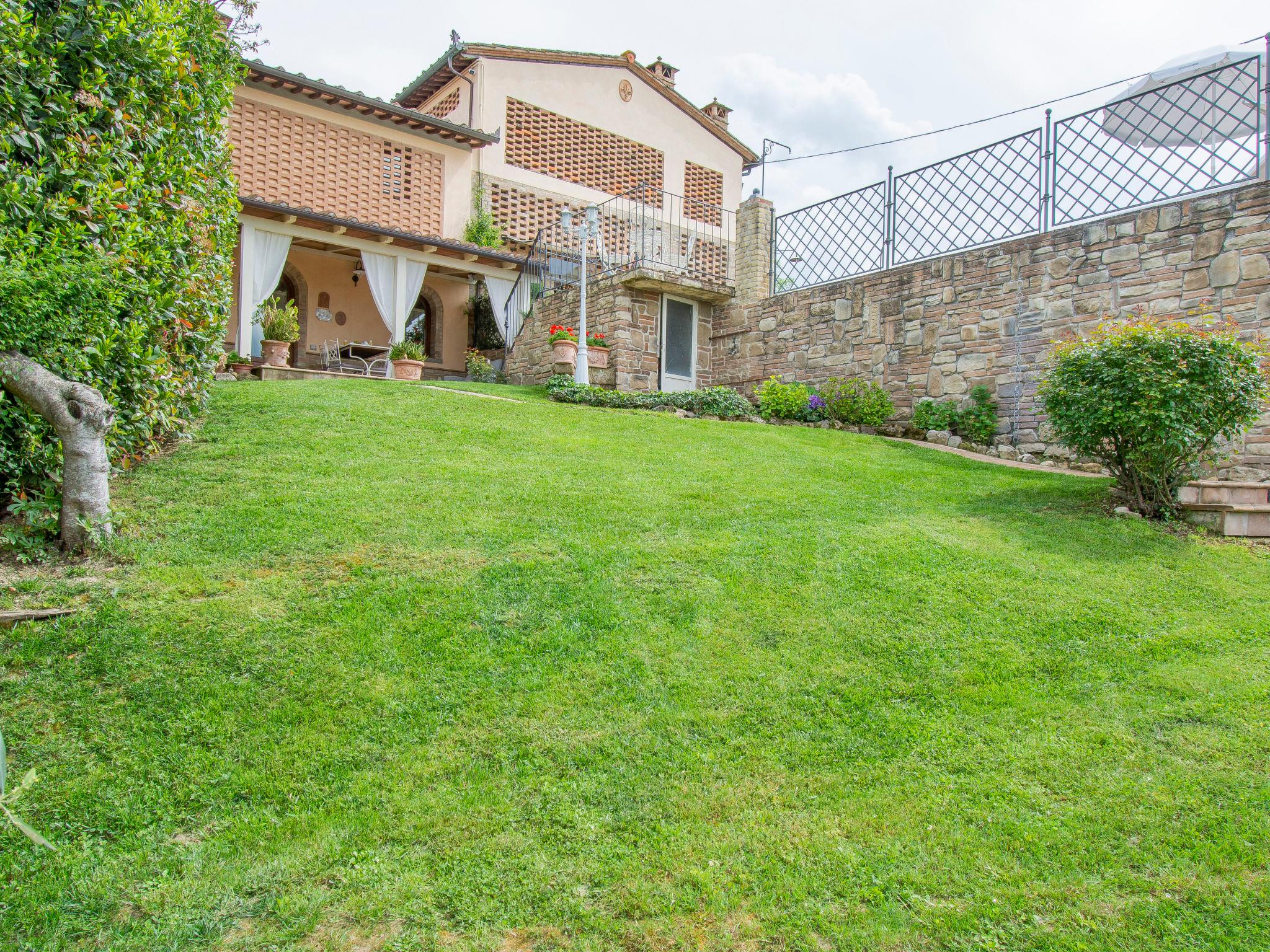 Foto 25 - Casa de 2 quartos em Castelfiorentino com piscina e jardim