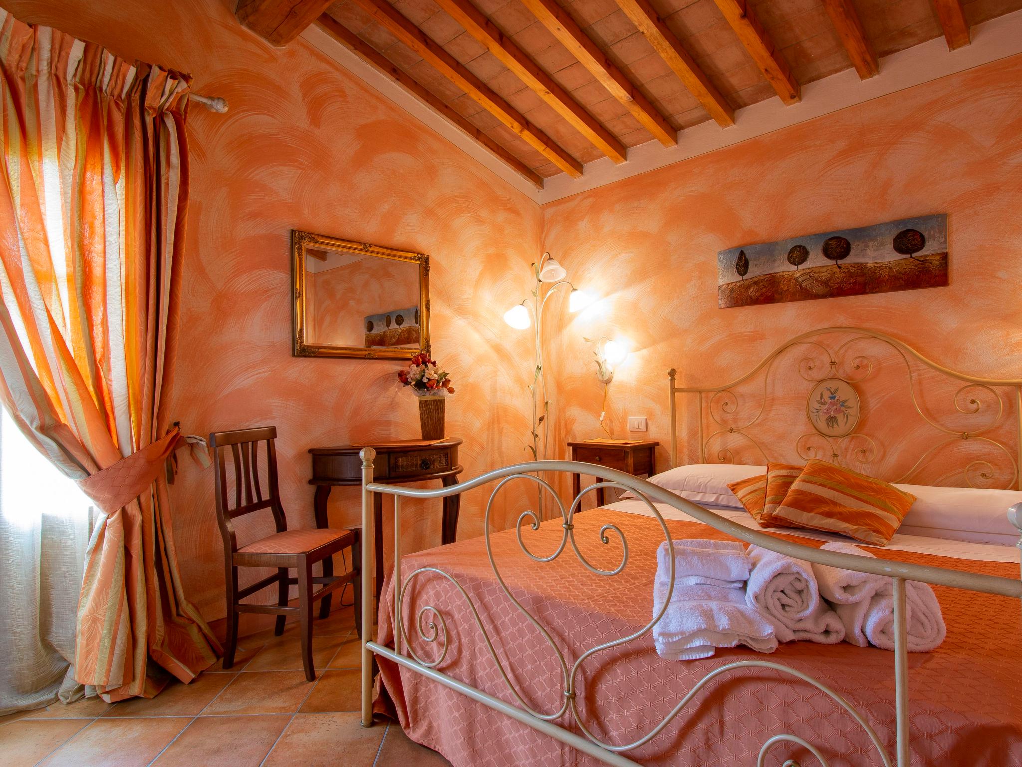 Foto 14 - Casa con 2 camere da letto a Castelfiorentino con piscina e giardino