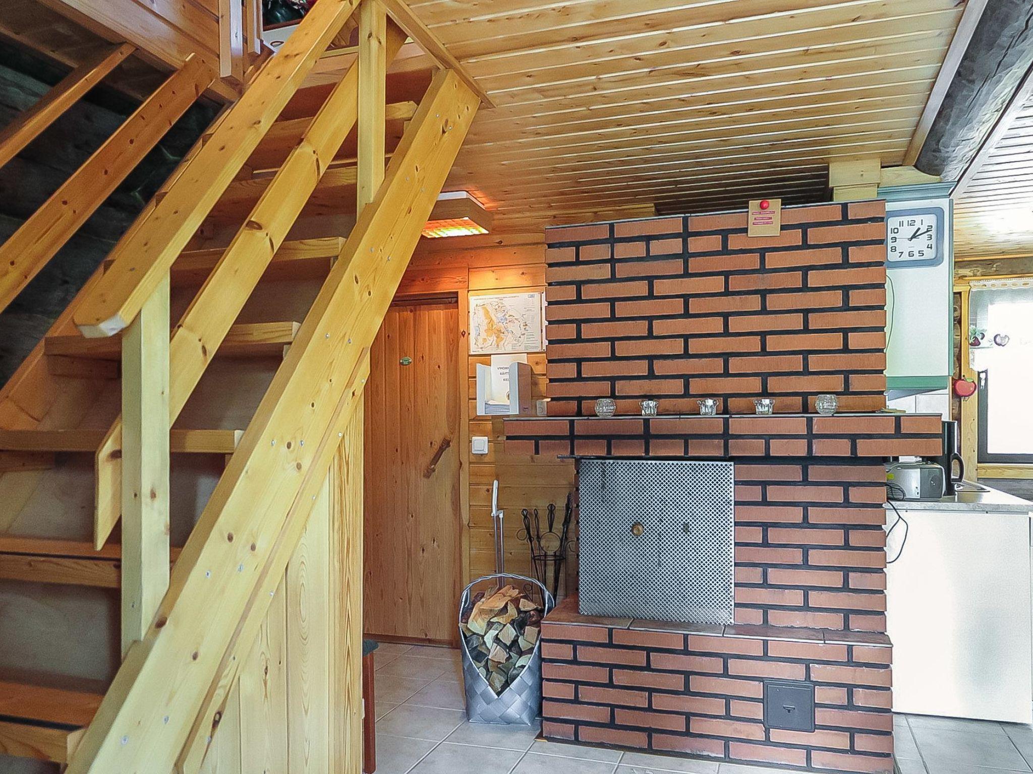 Foto 11 - Casa de 1 habitación en Enontekiö con sauna y vistas a la montaña