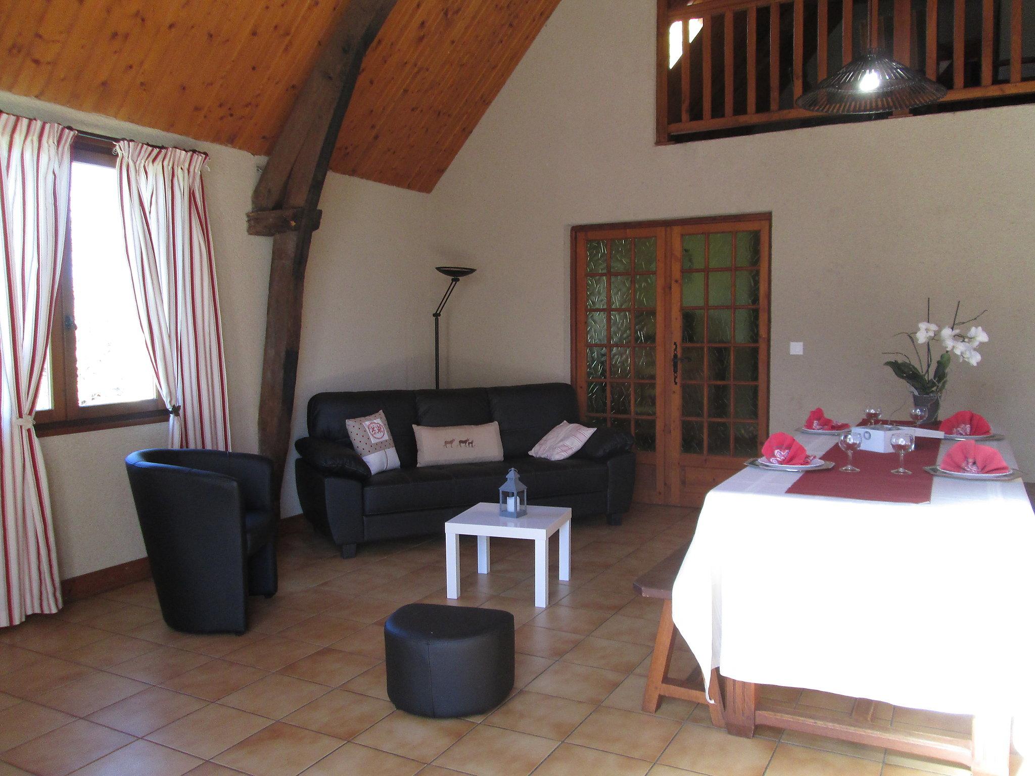 Photo 4 - Maison de 3 chambres à Saint-Jean-Lagineste avec piscine et jardin