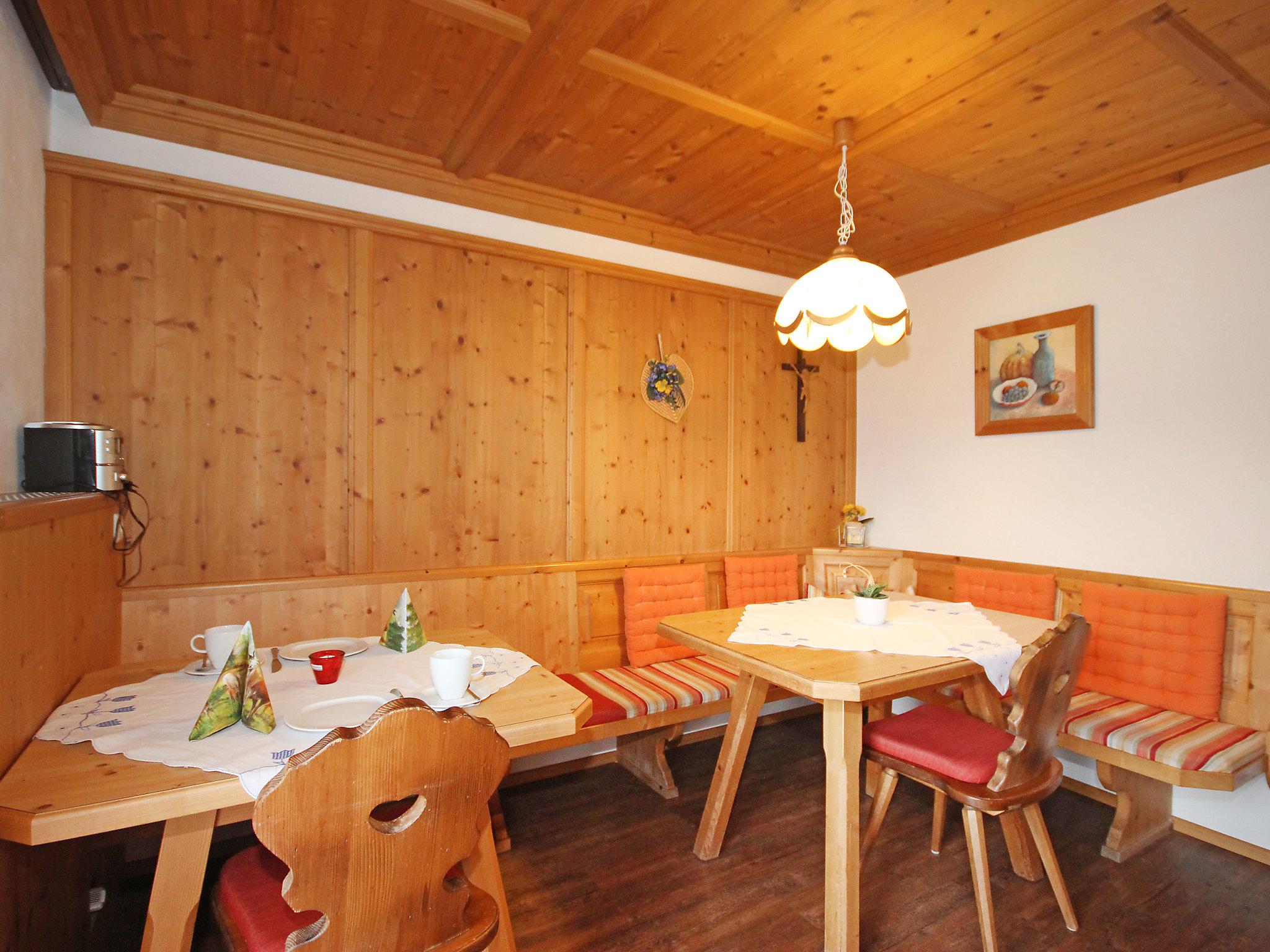 Photo 14 - Appartement de 3 chambres à Hart im Zillertal avec terrasse et vues sur la montagne