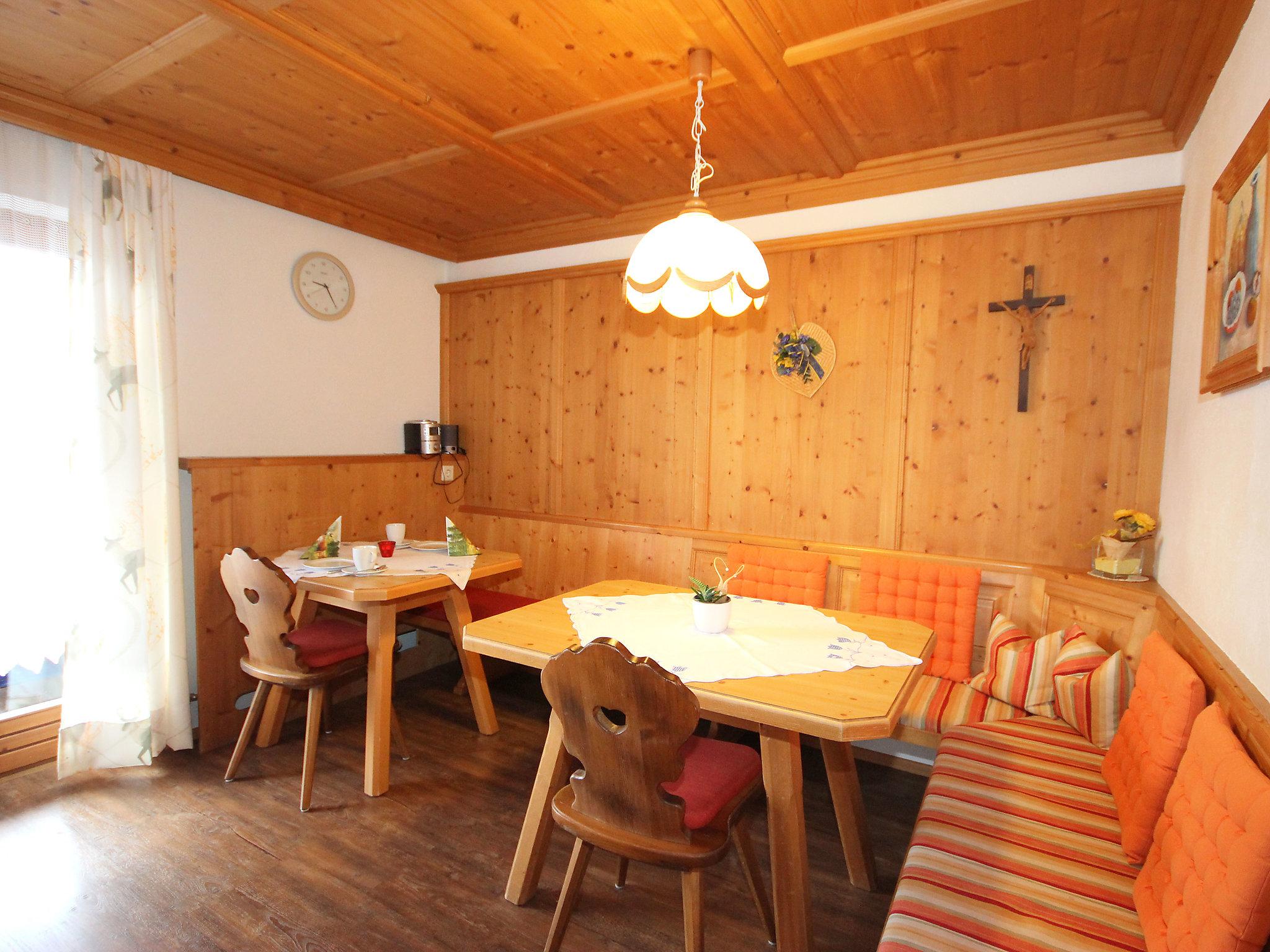 Photo 3 - Appartement de 3 chambres à Hart im Zillertal avec terrasse et vues sur la montagne