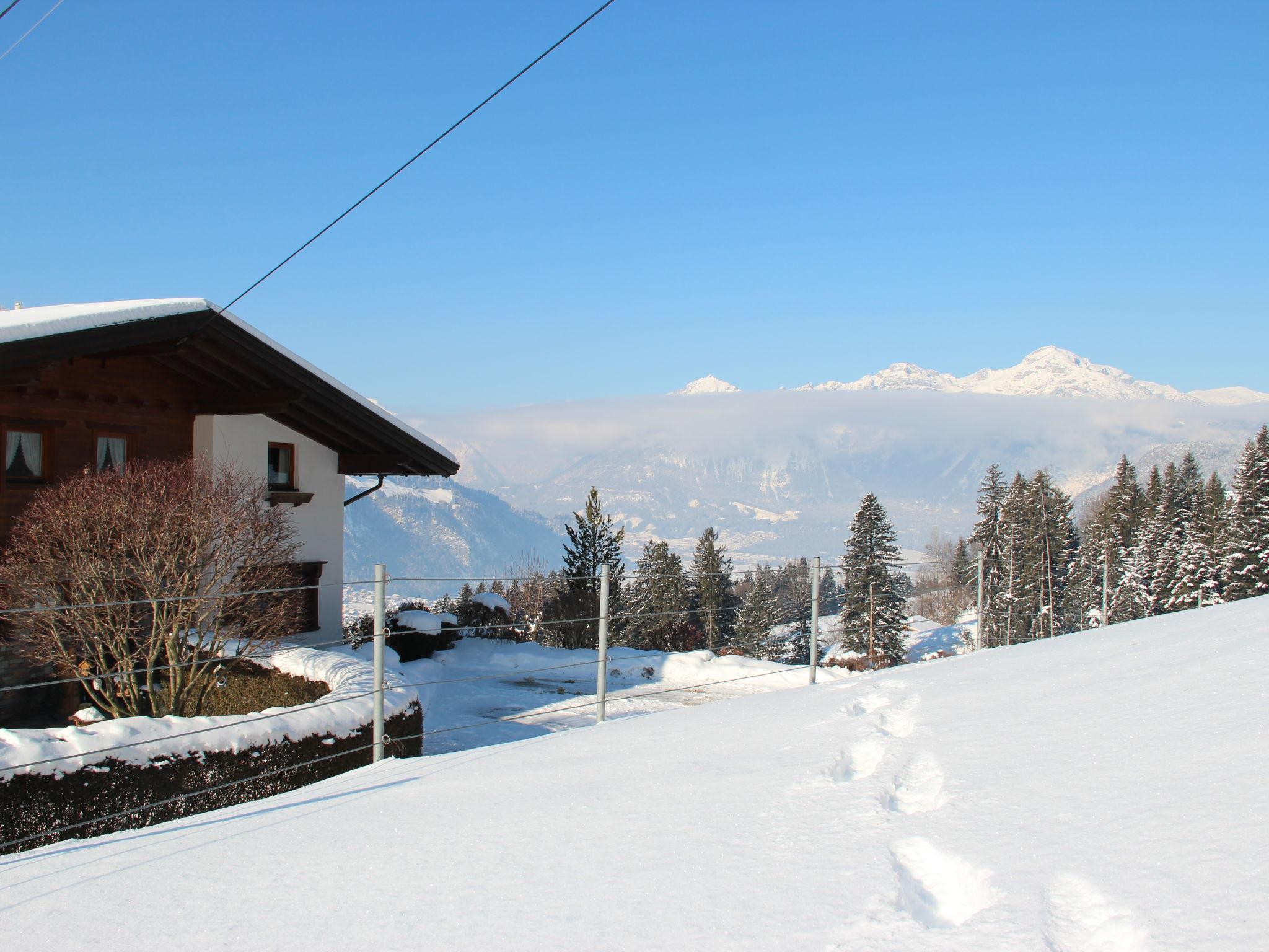 Foto 35 - Appartamento con 3 camere da letto a Hart im Zillertal con terrazza e vista sulle montagne