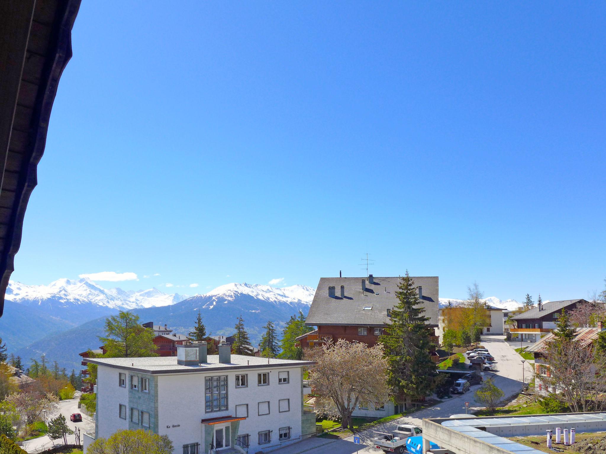 Foto 22 - Apartamento de 2 habitaciones en Crans-Montana con vistas a la montaña