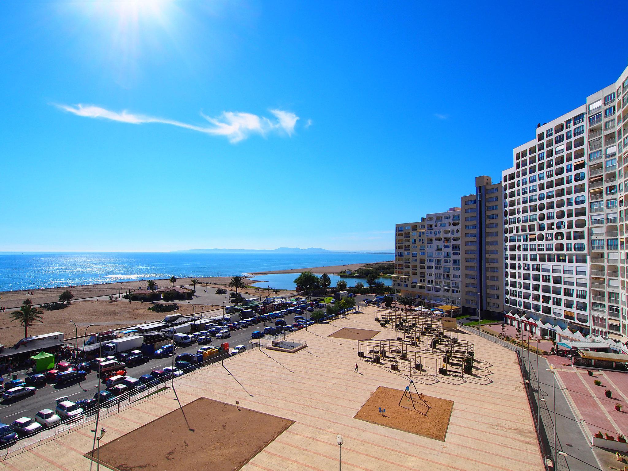 Foto 20 - Appartamento con 2 camere da letto a Castelló d'Empúries con piscina e vista mare