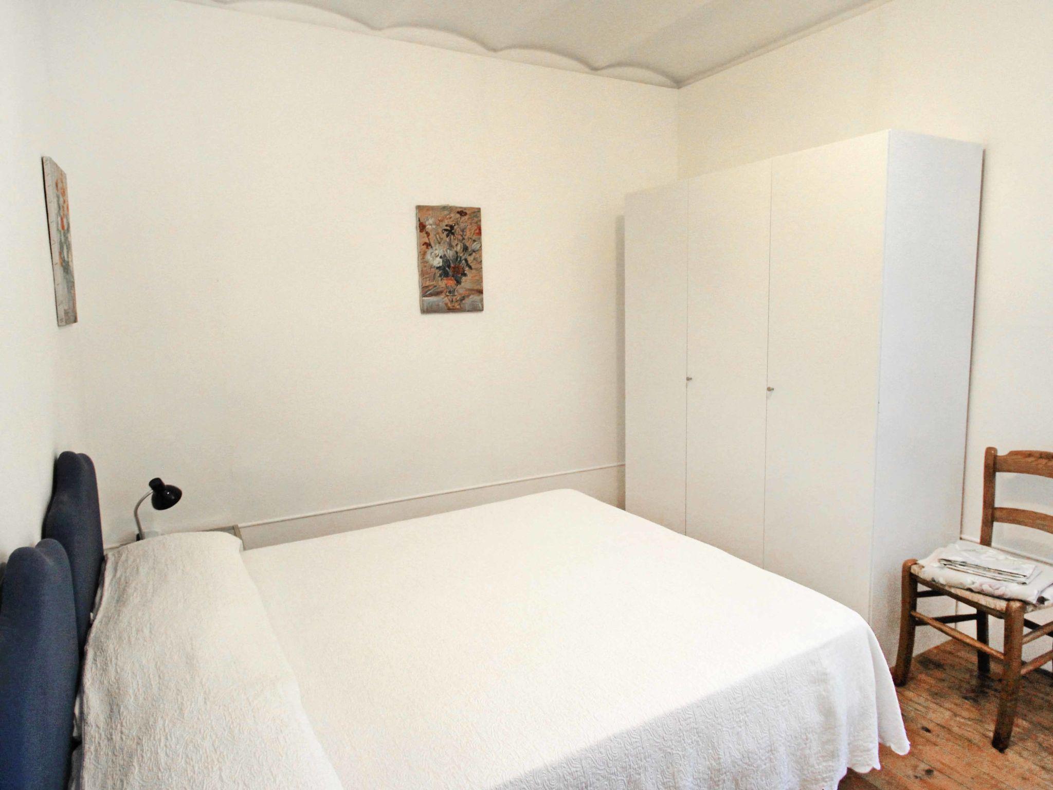 Photo 12 - 1 bedroom Apartment in Albisola Superiore with garden