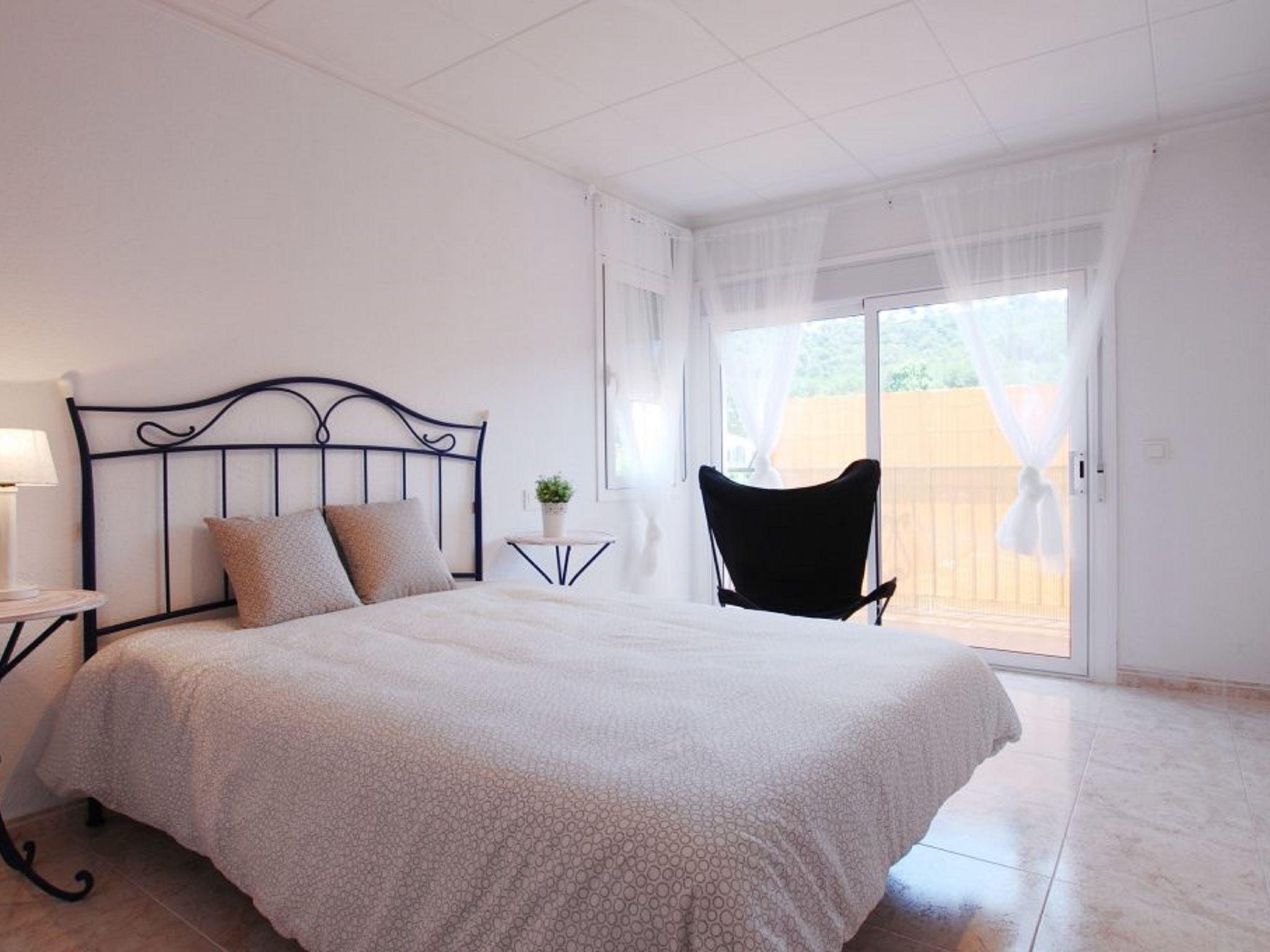 Foto 5 - Casa con 4 camere da letto a Blanes con piscina privata e terrazza