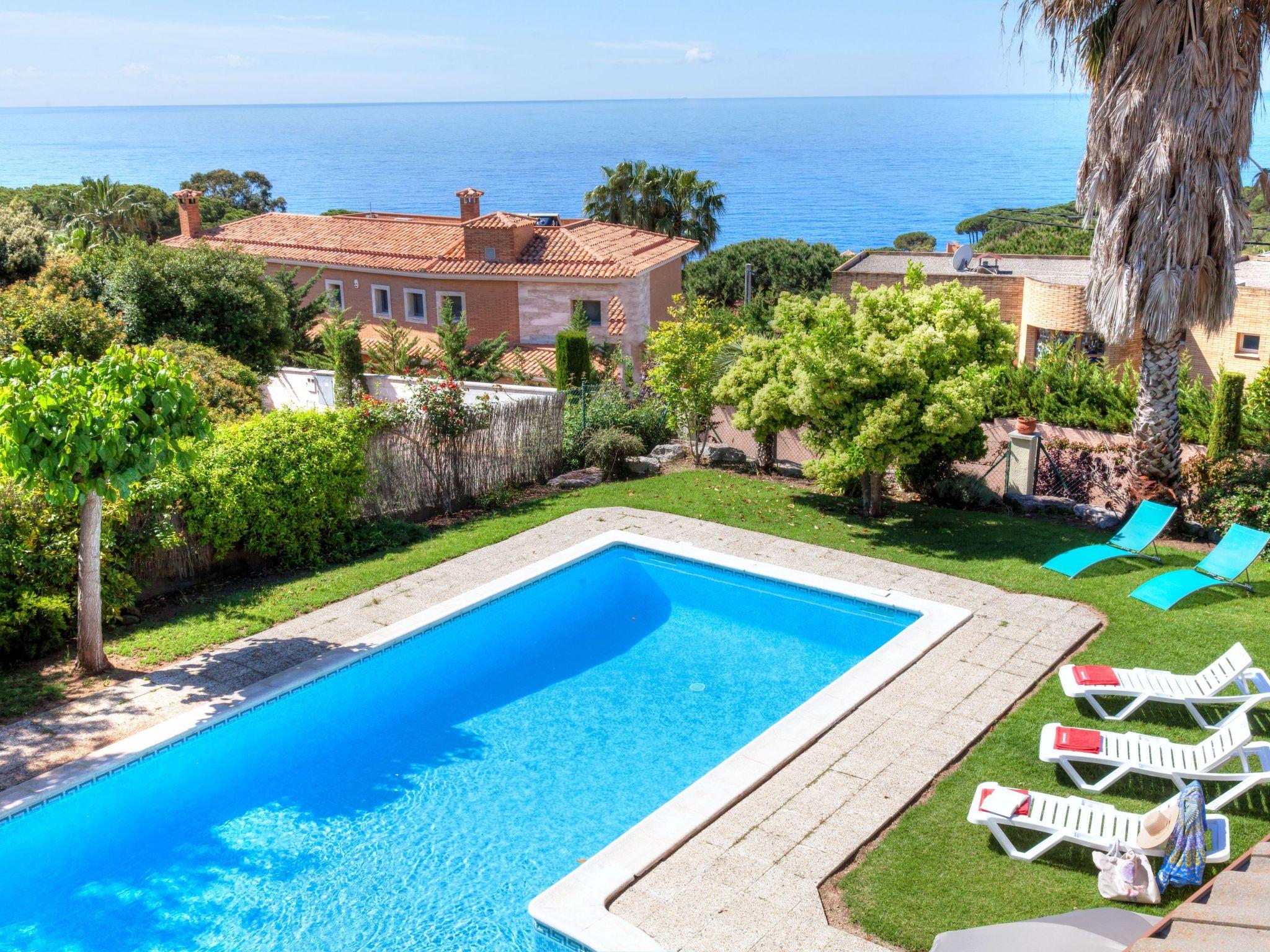 Foto 1 - Casa de 6 habitaciones en Lloret de Mar con piscina privada y vistas al mar