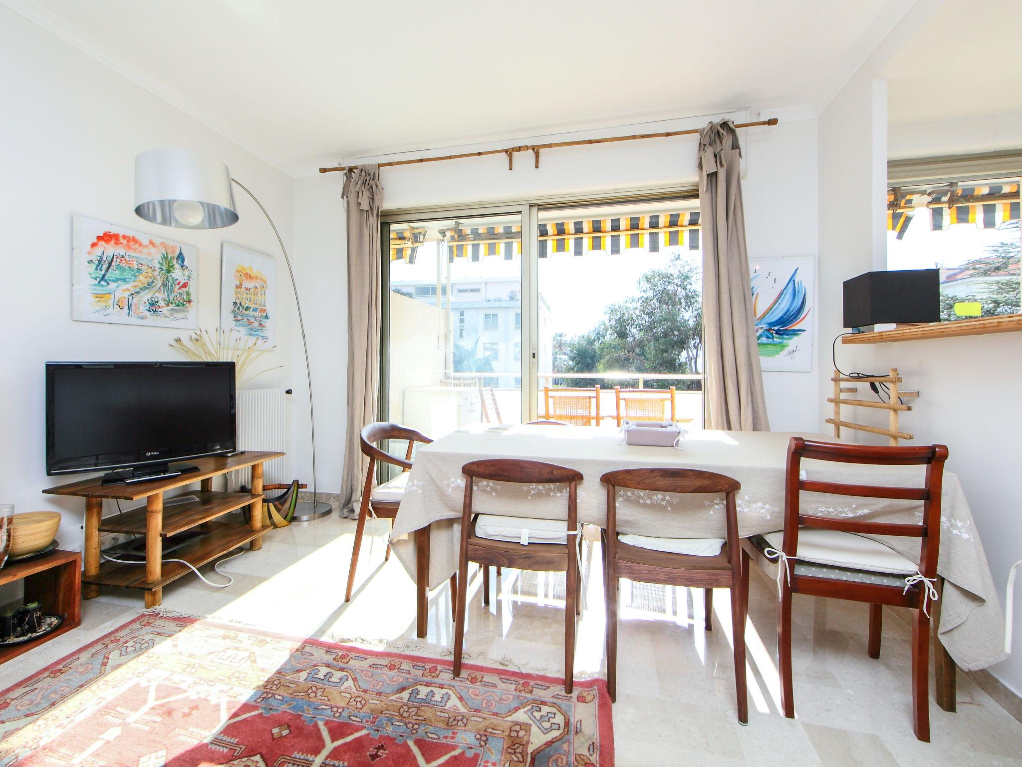 Photo 8 - 1 bedroom Apartment in Cannes with terrace and sea view