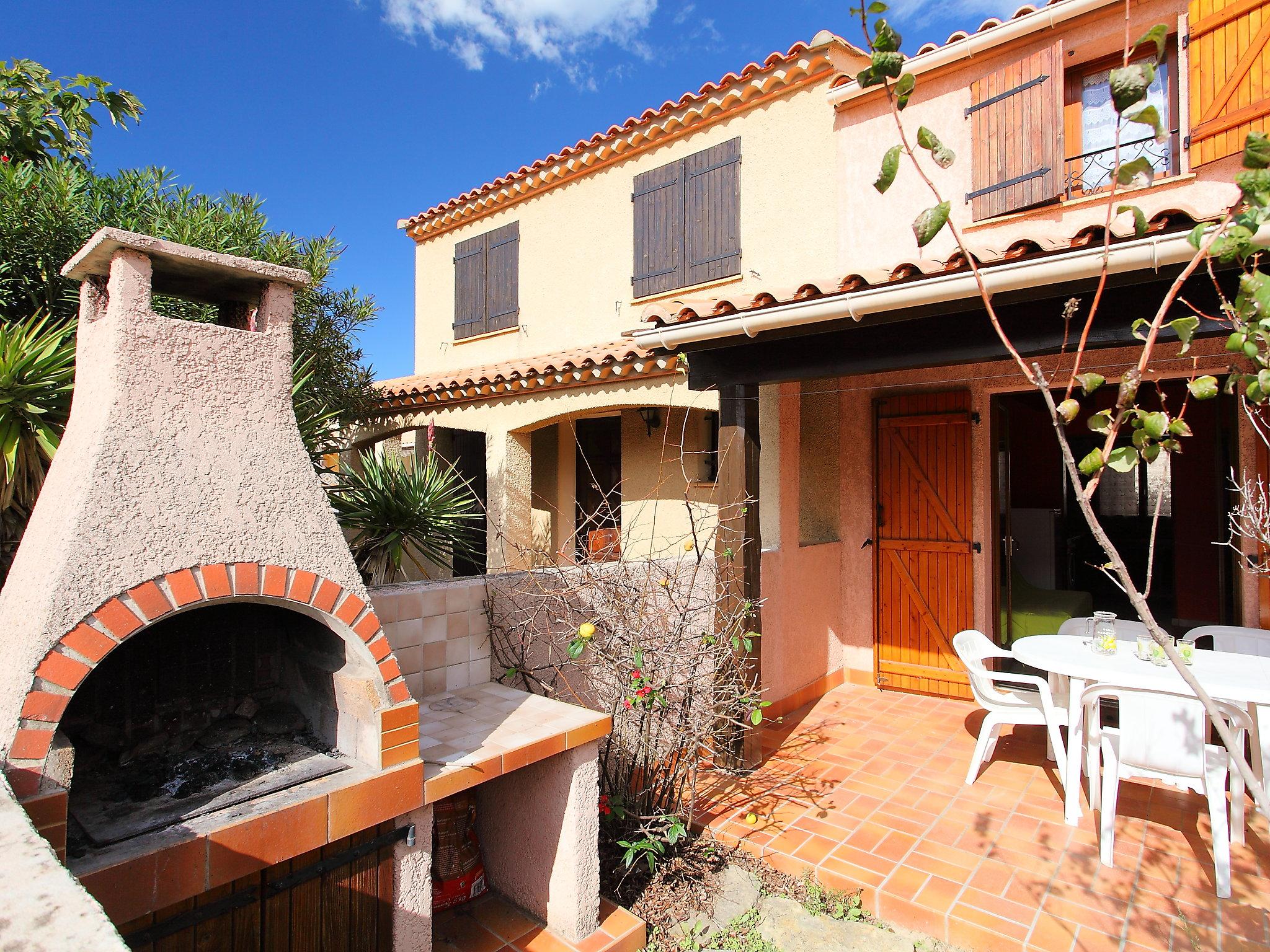 Photo 2 - Maison de 3 chambres à Fleury avec terrasse et vues à la mer